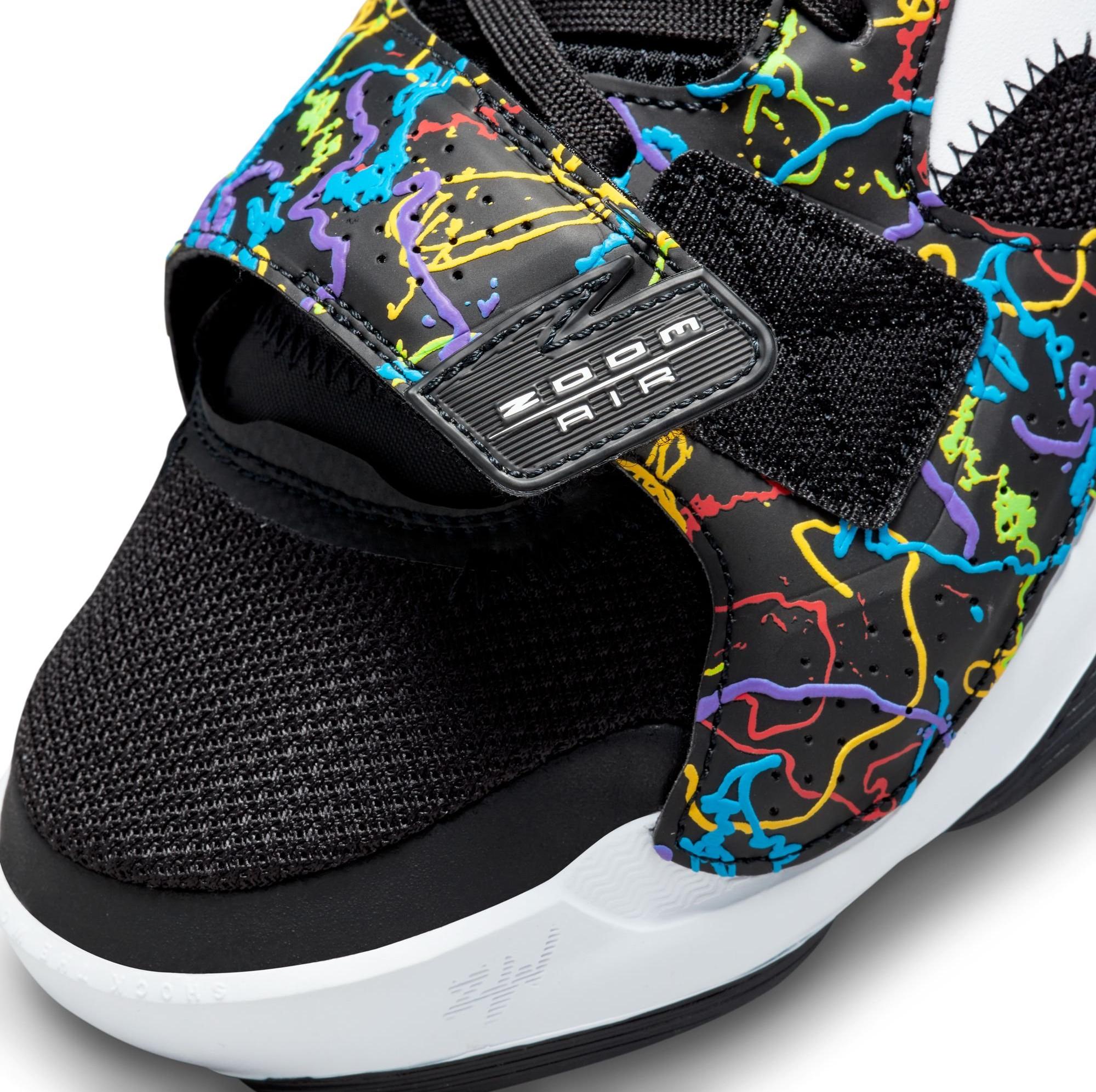 Jordan Zion 2 "Black/White/Green Strike" toe