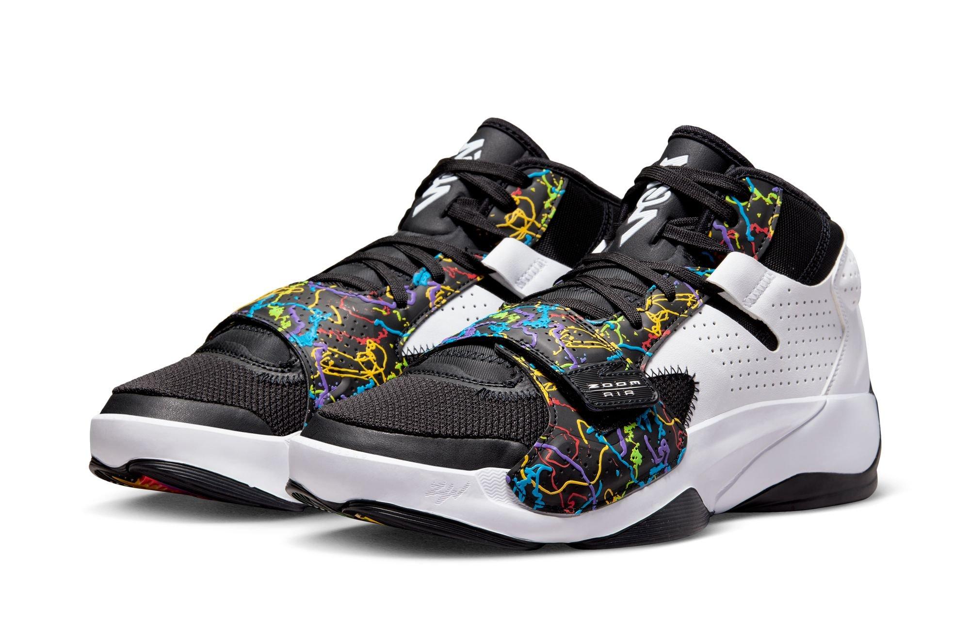 Jordan Zion 2 "Black/White/Green Strike"