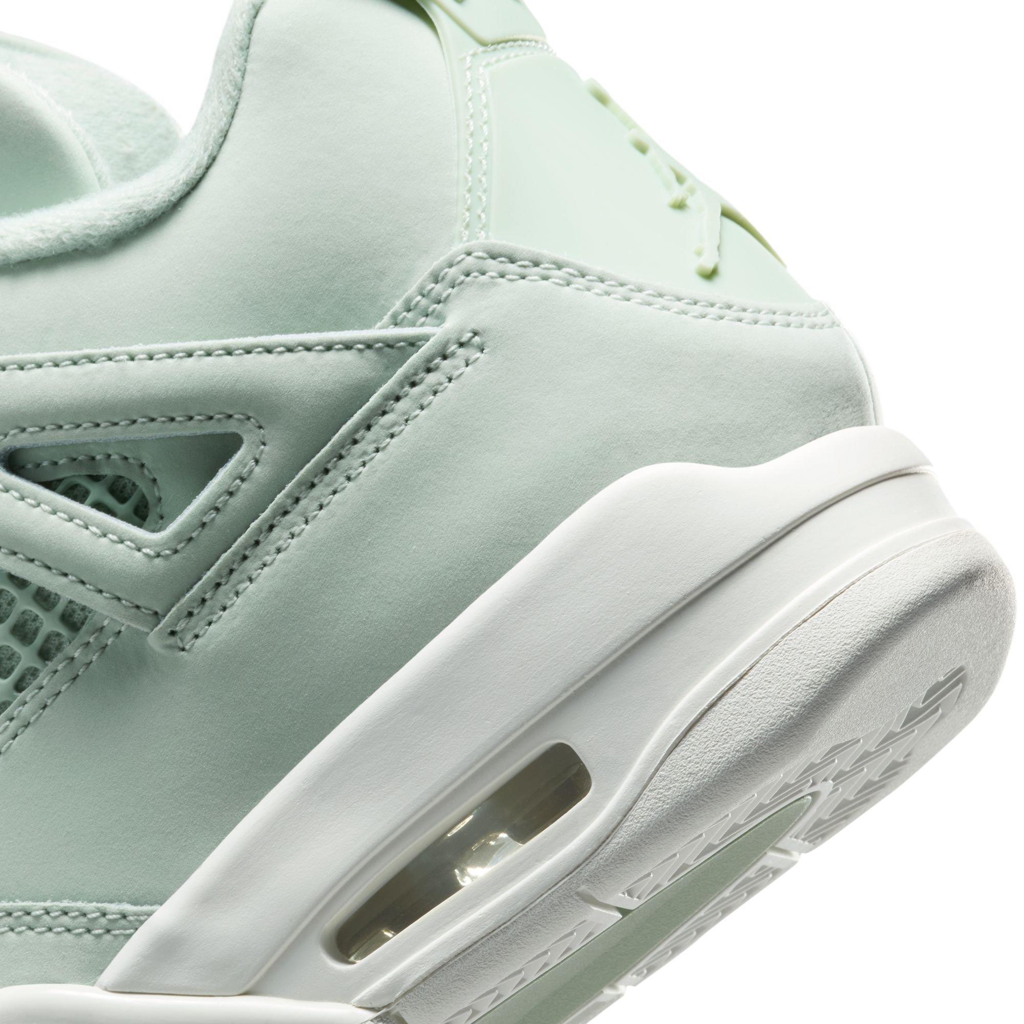 Jordan 4 Retro "Abundance" Heel Detail