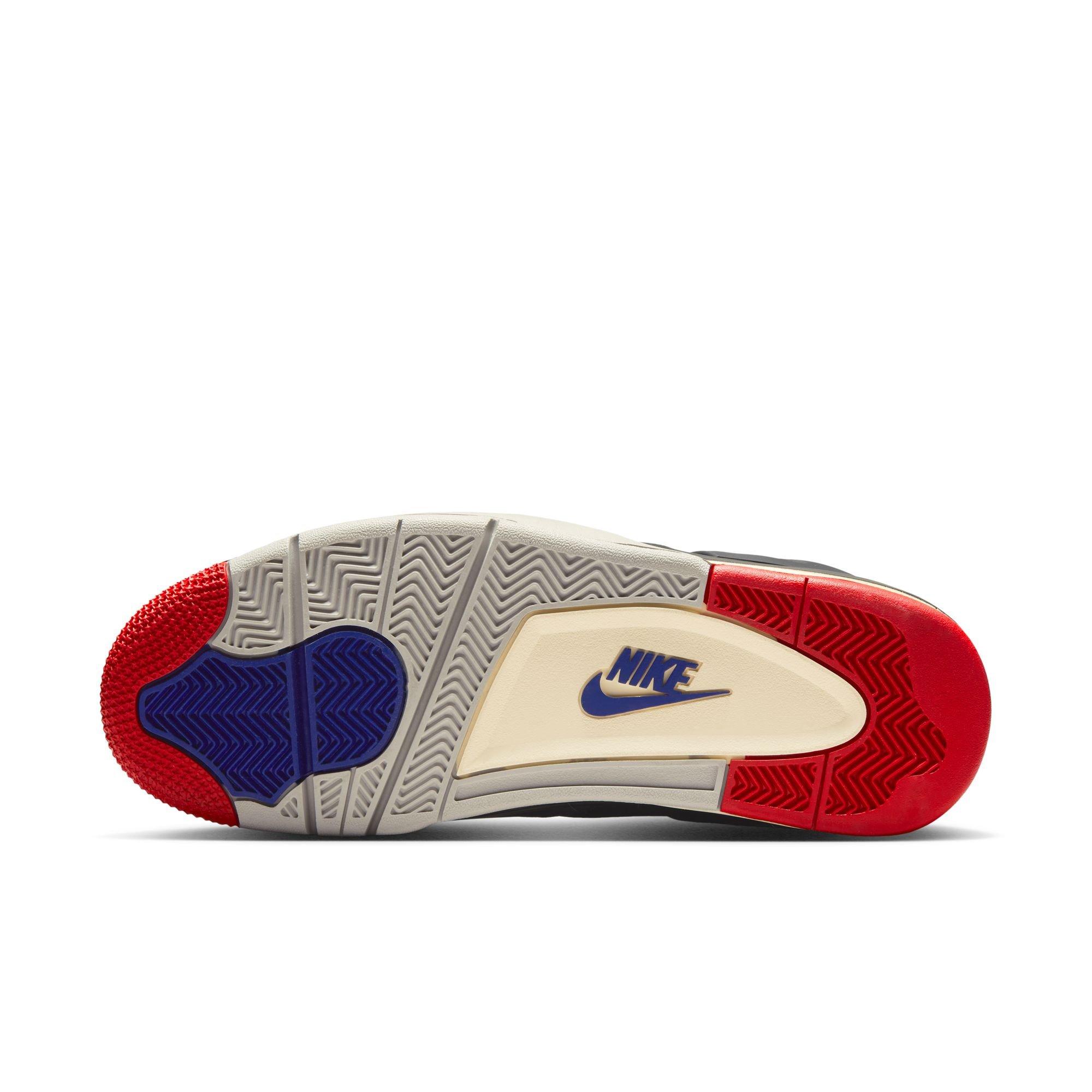 Jordan 4 Retro "Rare Air" Bottom of Shoes