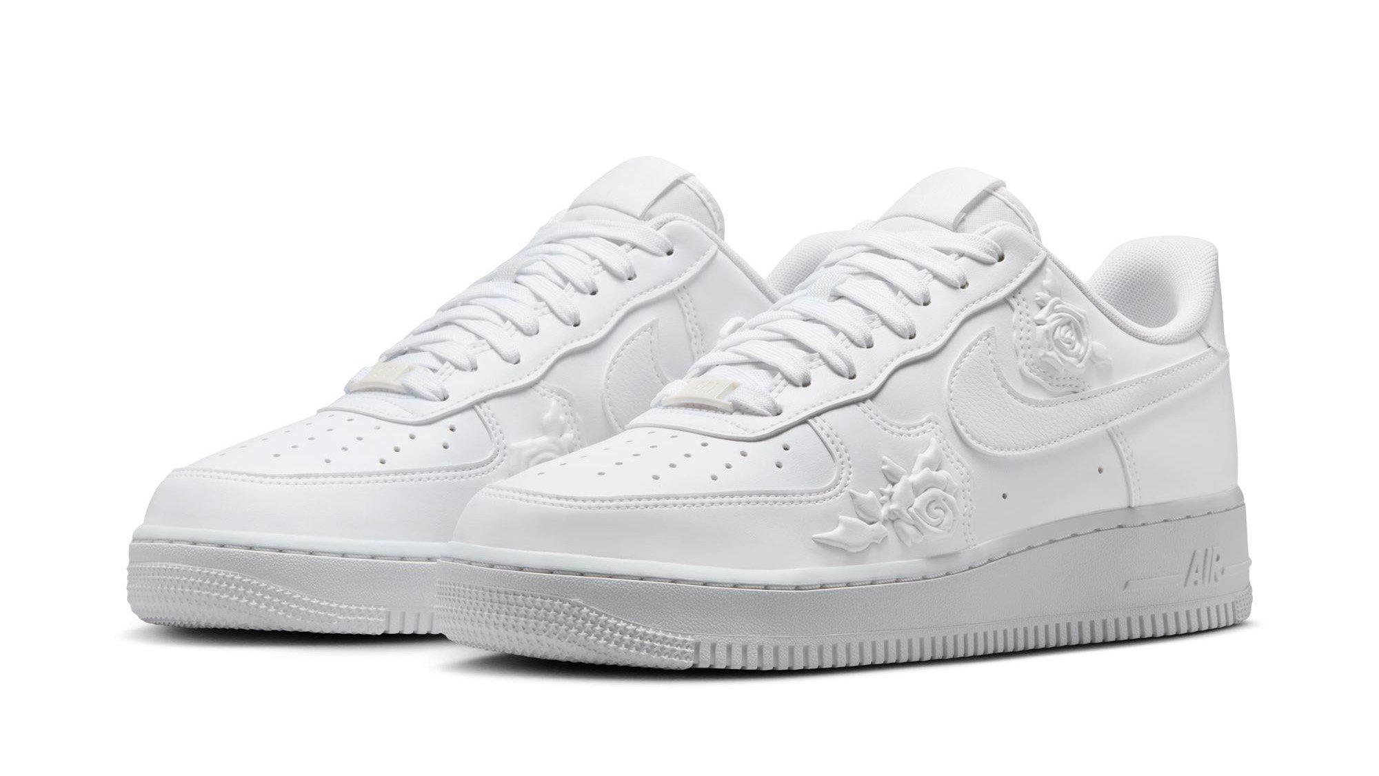 Nike Air Force 1 '07 "White Roses"