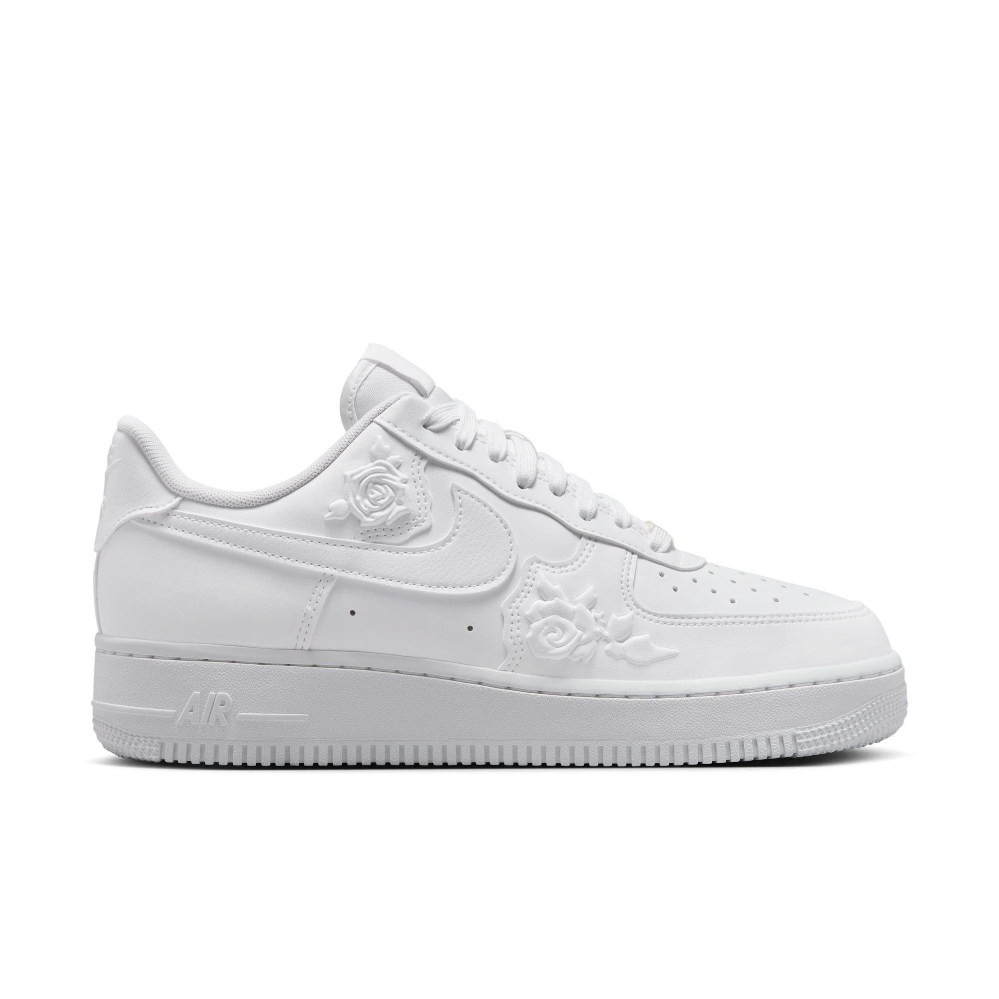 Shop Nike Air Force 1