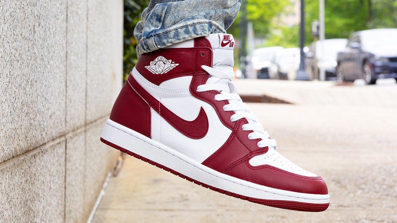 Aj 1 red and white best sale