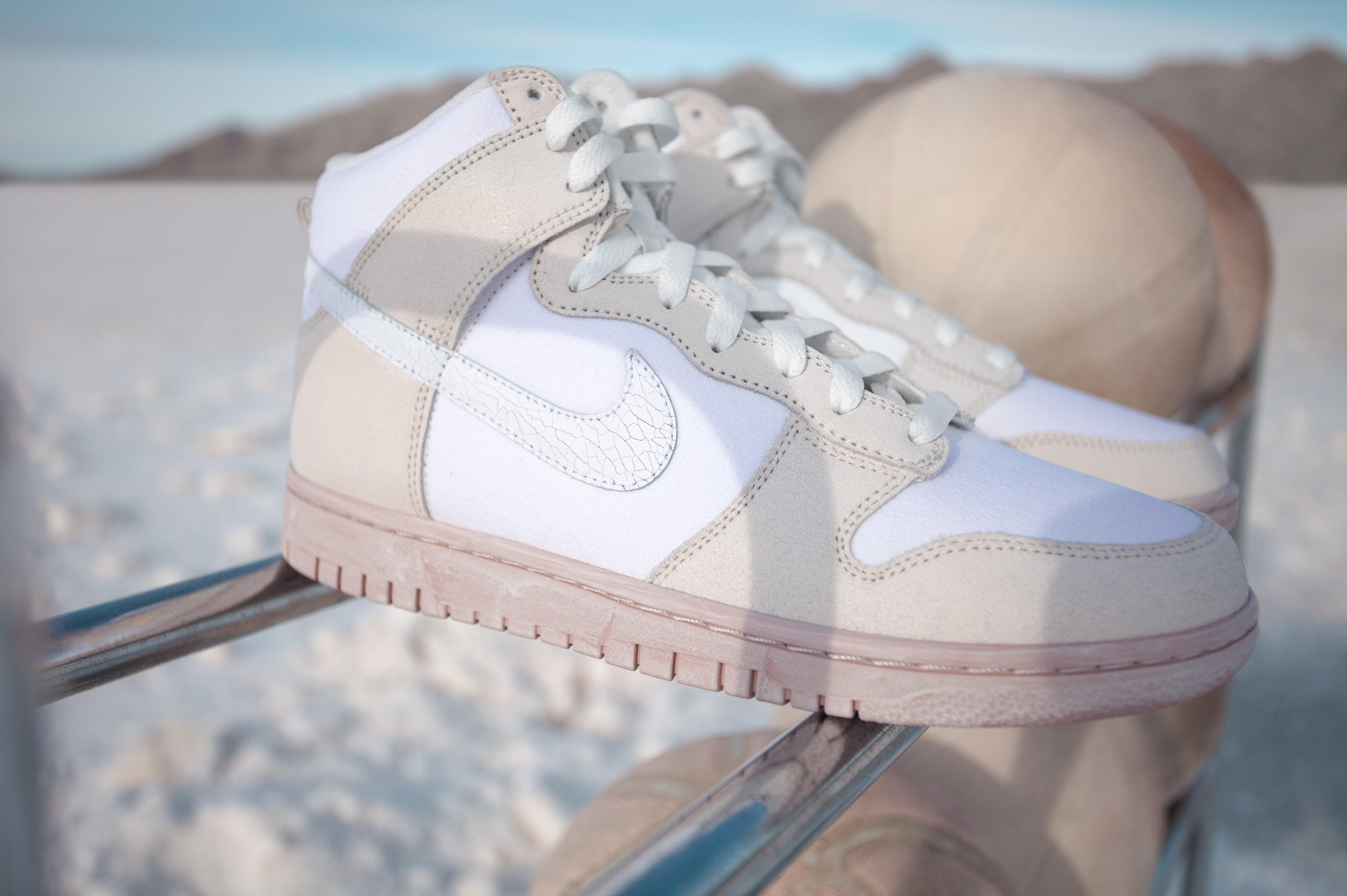 Nike dunk mid outlet white