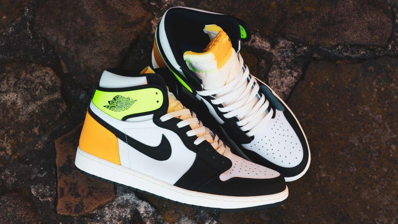 Nike air jordan 1 retro high og best sale volt gold