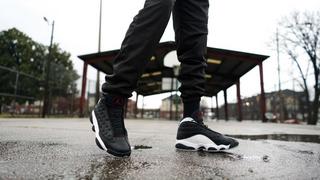 Air jordan retro 13 black 2024 and white