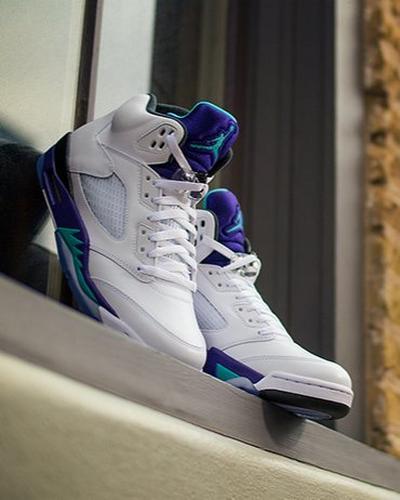 Air Jordan Retro Grape