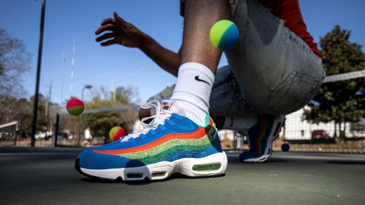 Air max 95 hotsell hyper jade on feet