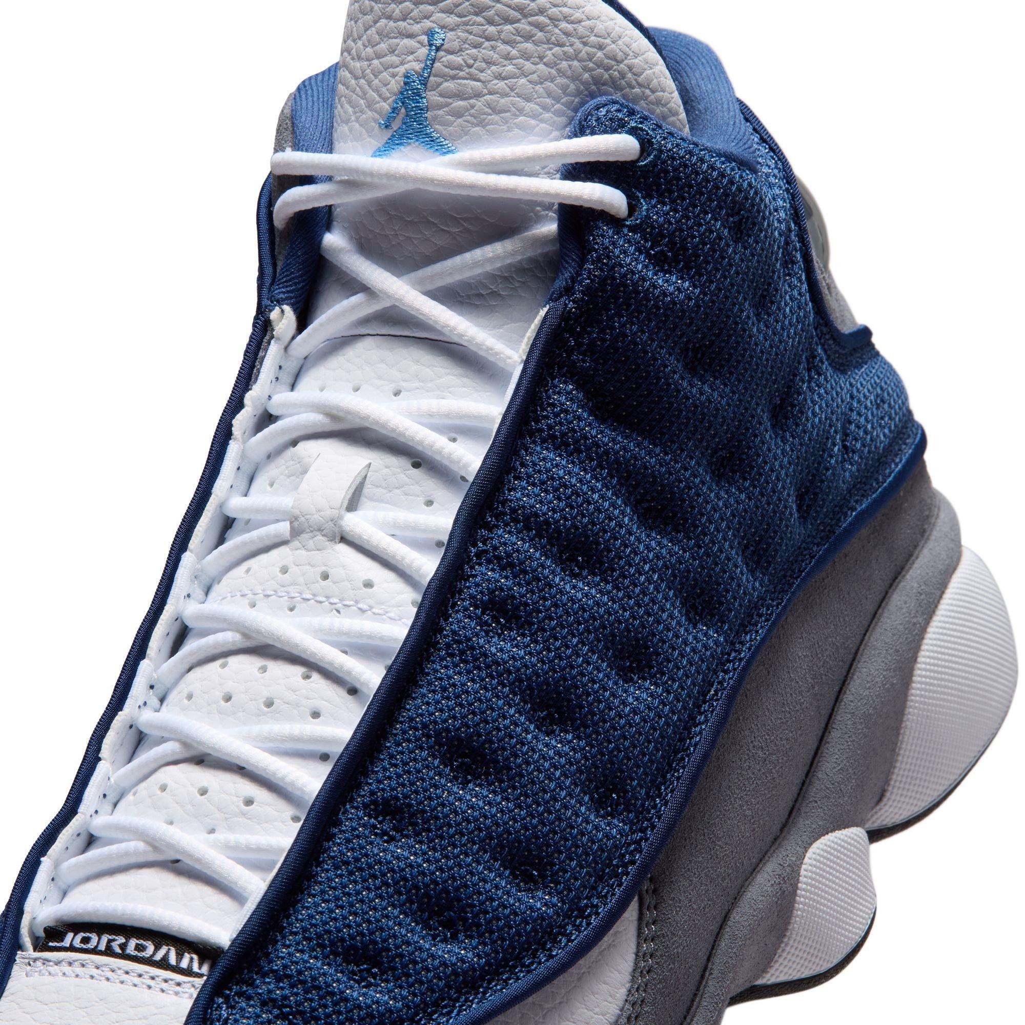 Jordan 13 Retro "Navy and Flint Grey" Lacing detail