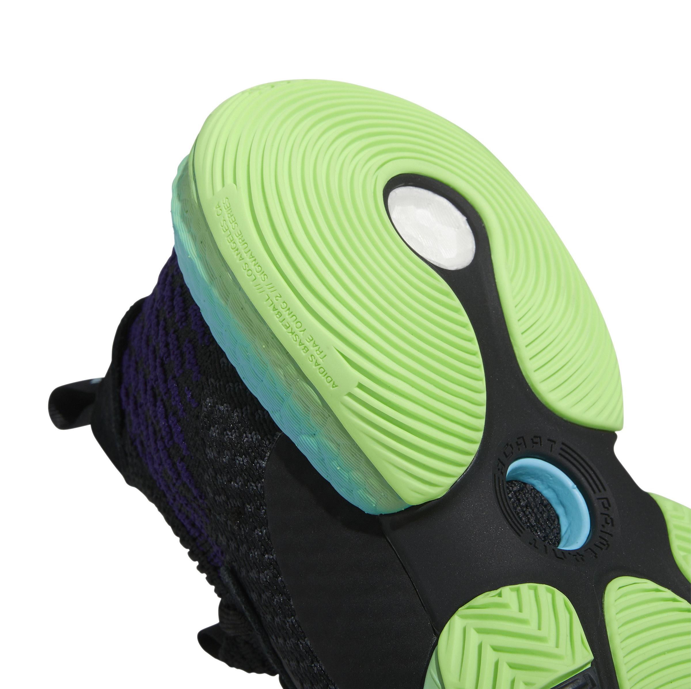 adidas Trae Young 2.0 "Core Black/Team Green" sole