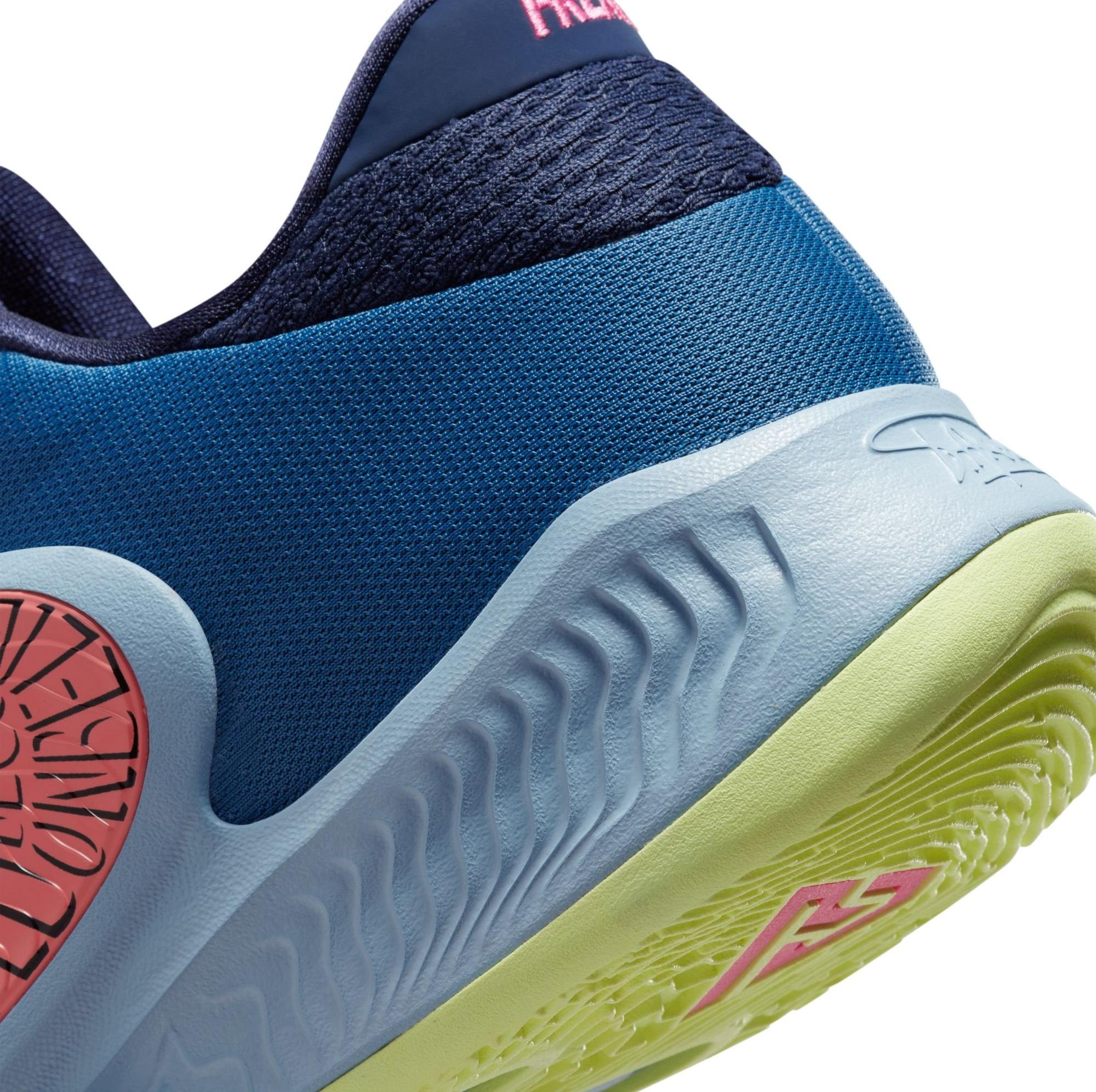 Nike Zoom Freak 4 heel