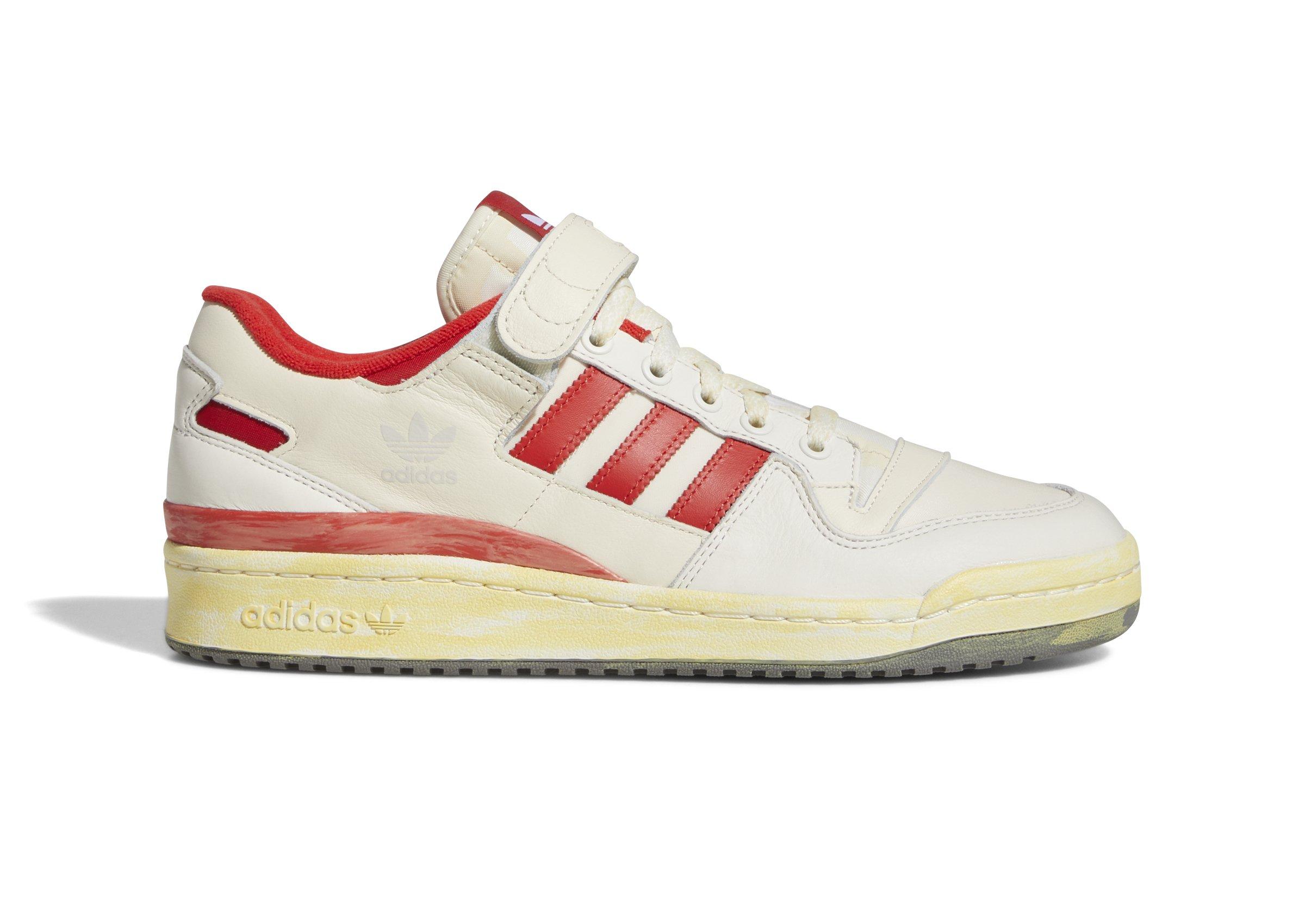 adidas Forum 84 Low AEC red right side