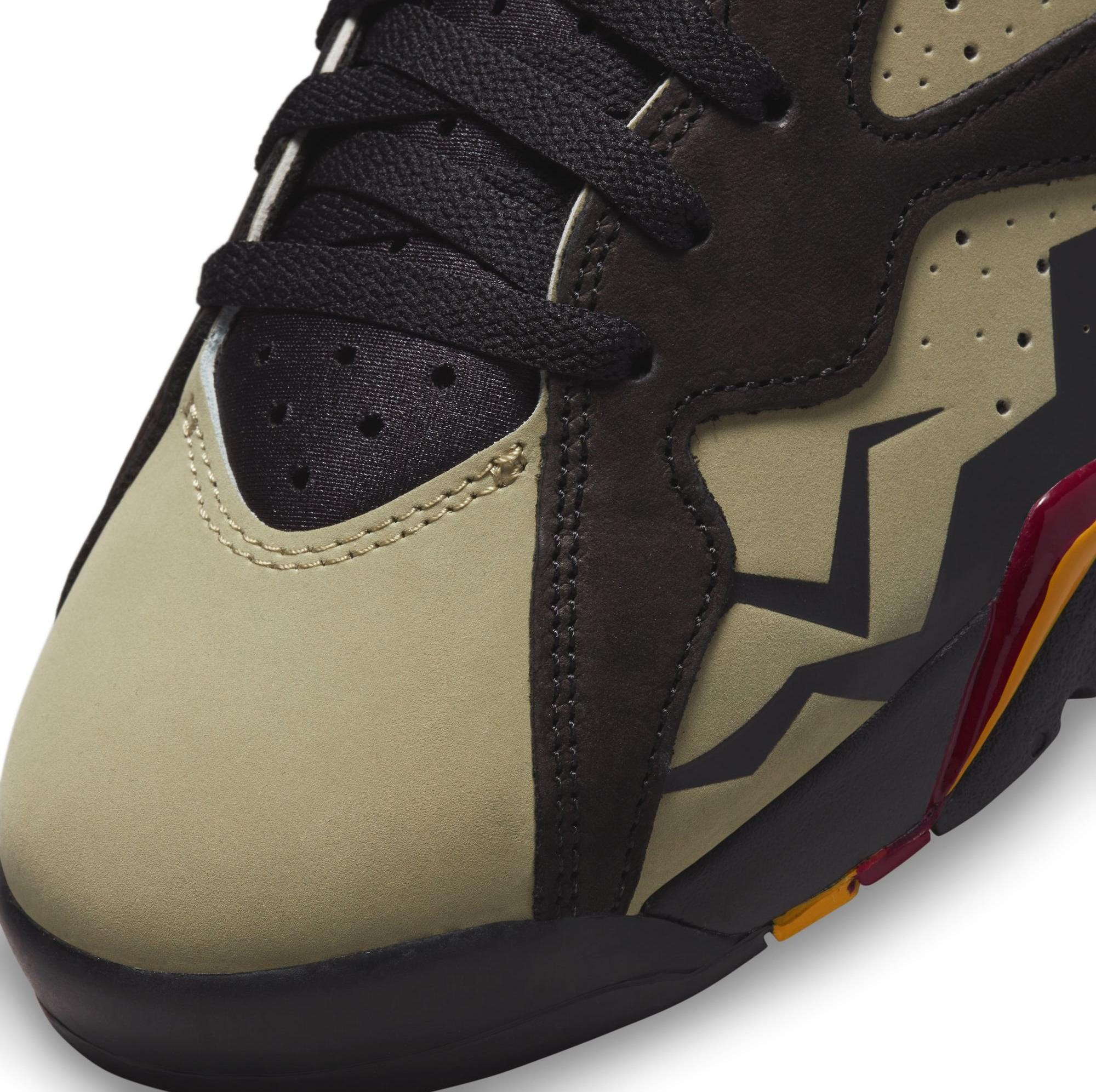 Jordan 7 Retro SE "Black/Neutral Olive" Men's Shoe Dropping 1/7 toe