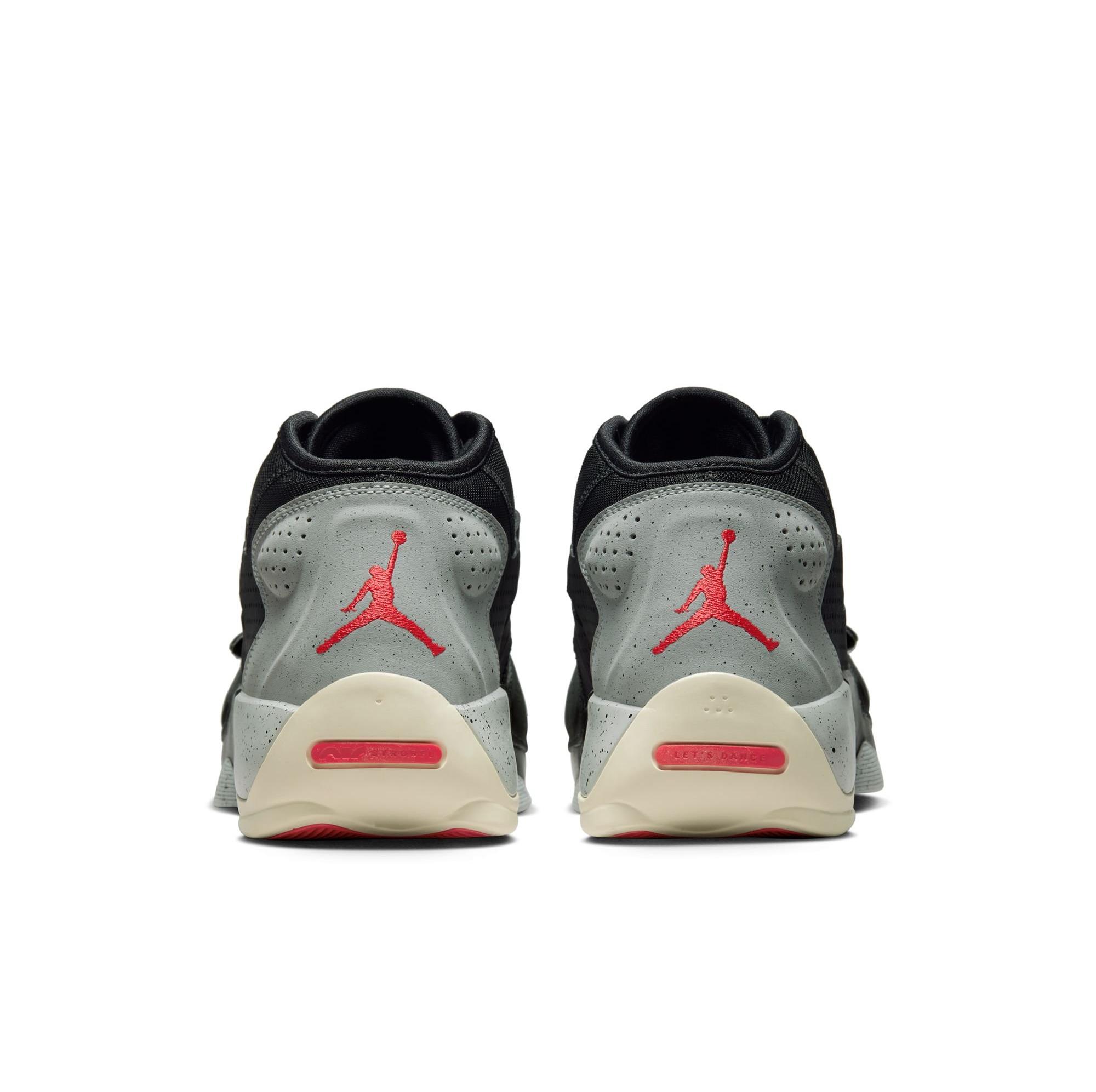 Jordan Zion 2 heel side by side