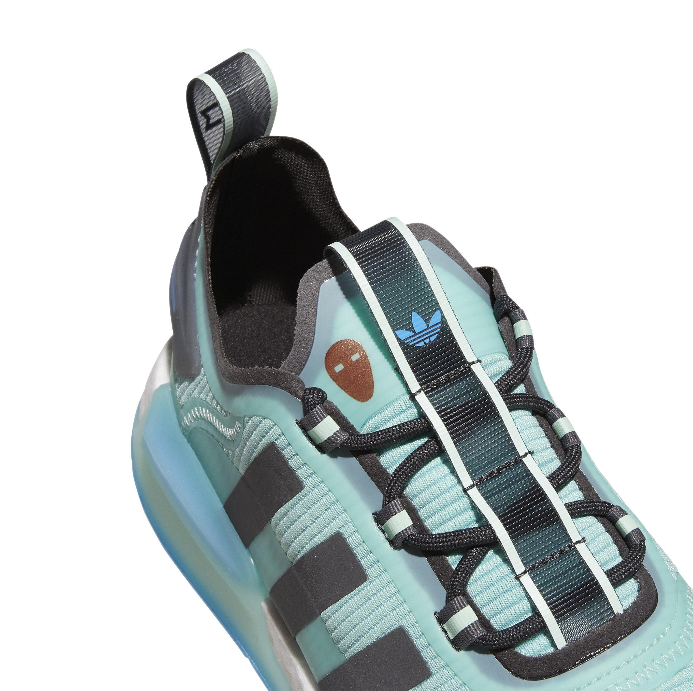 adidas x Xbox NMD_V3 "Halo Infinite"  tongue tag