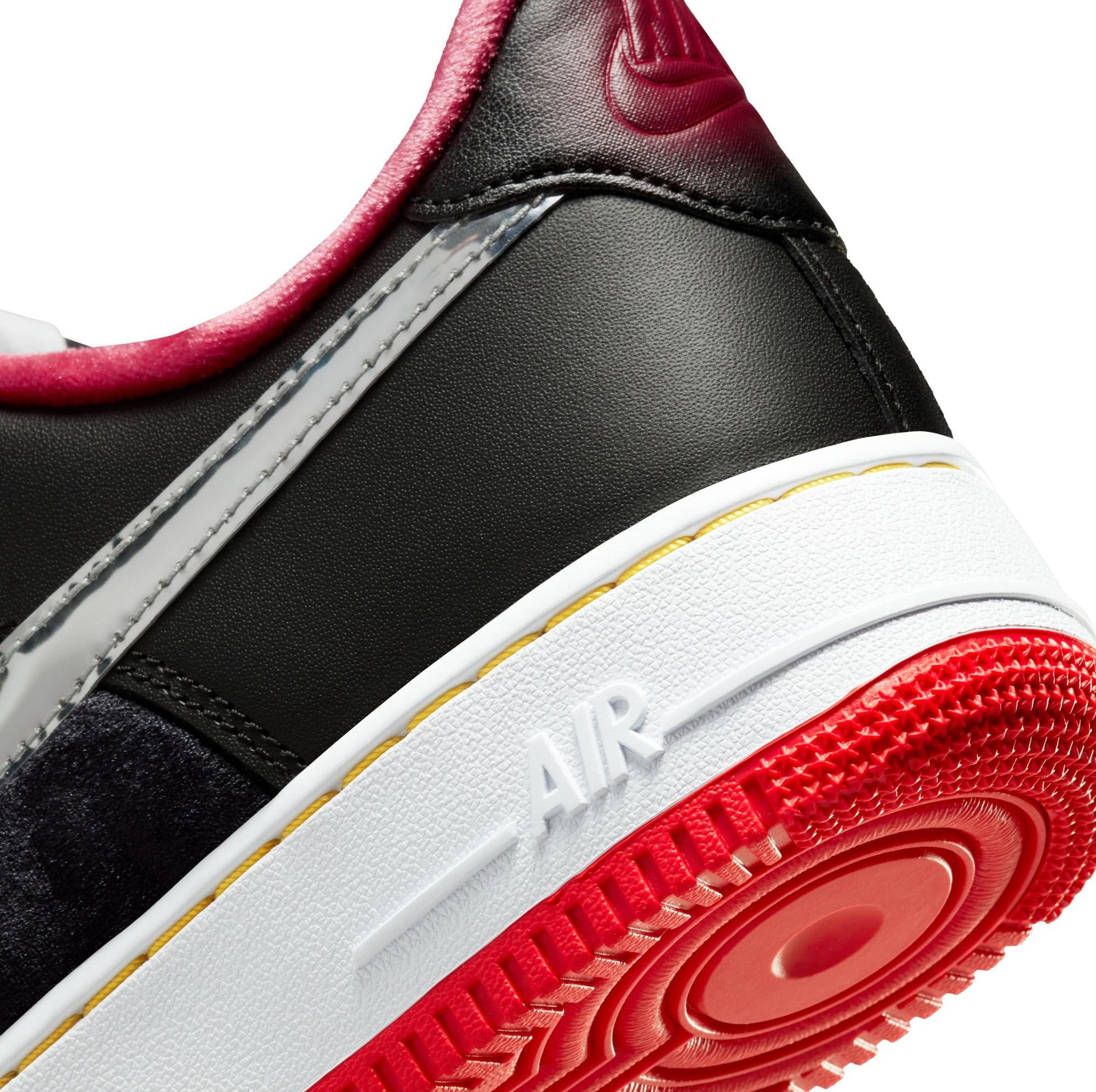 Nike Air Force 1 Low PRM heel