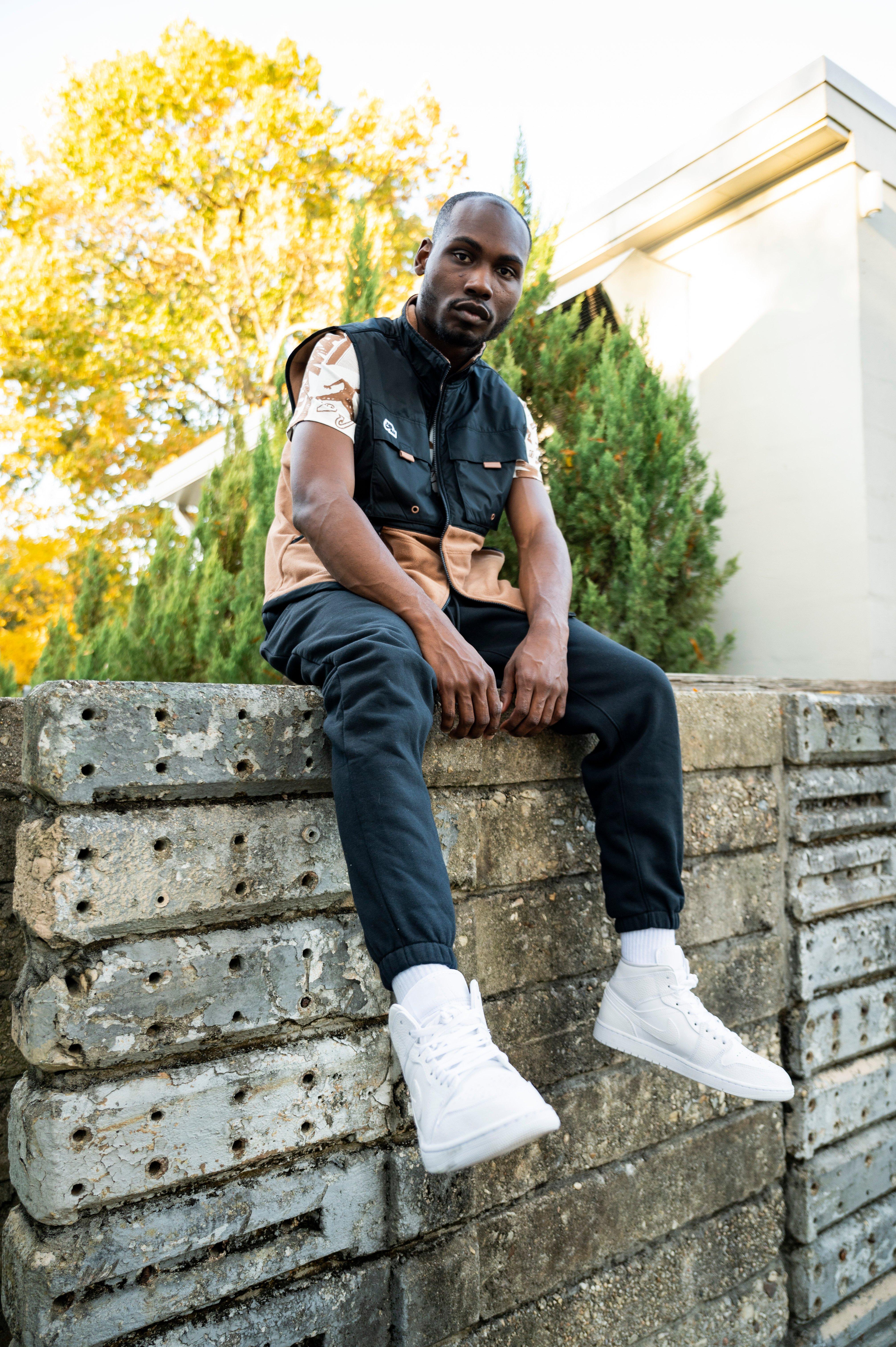 Ways to Wear Joggers and Jordans