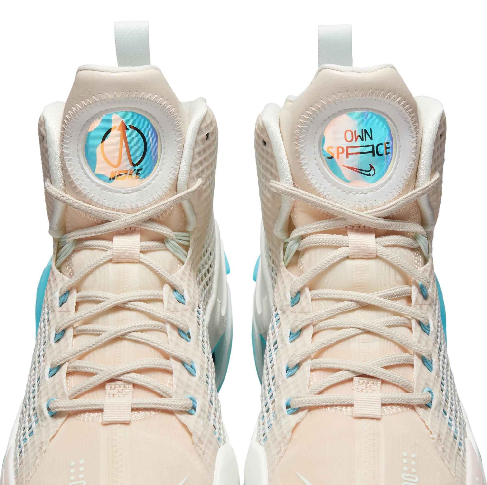Nike Air Zoom G.T.​ Jump 2 "Avant-Garde" tongue tag