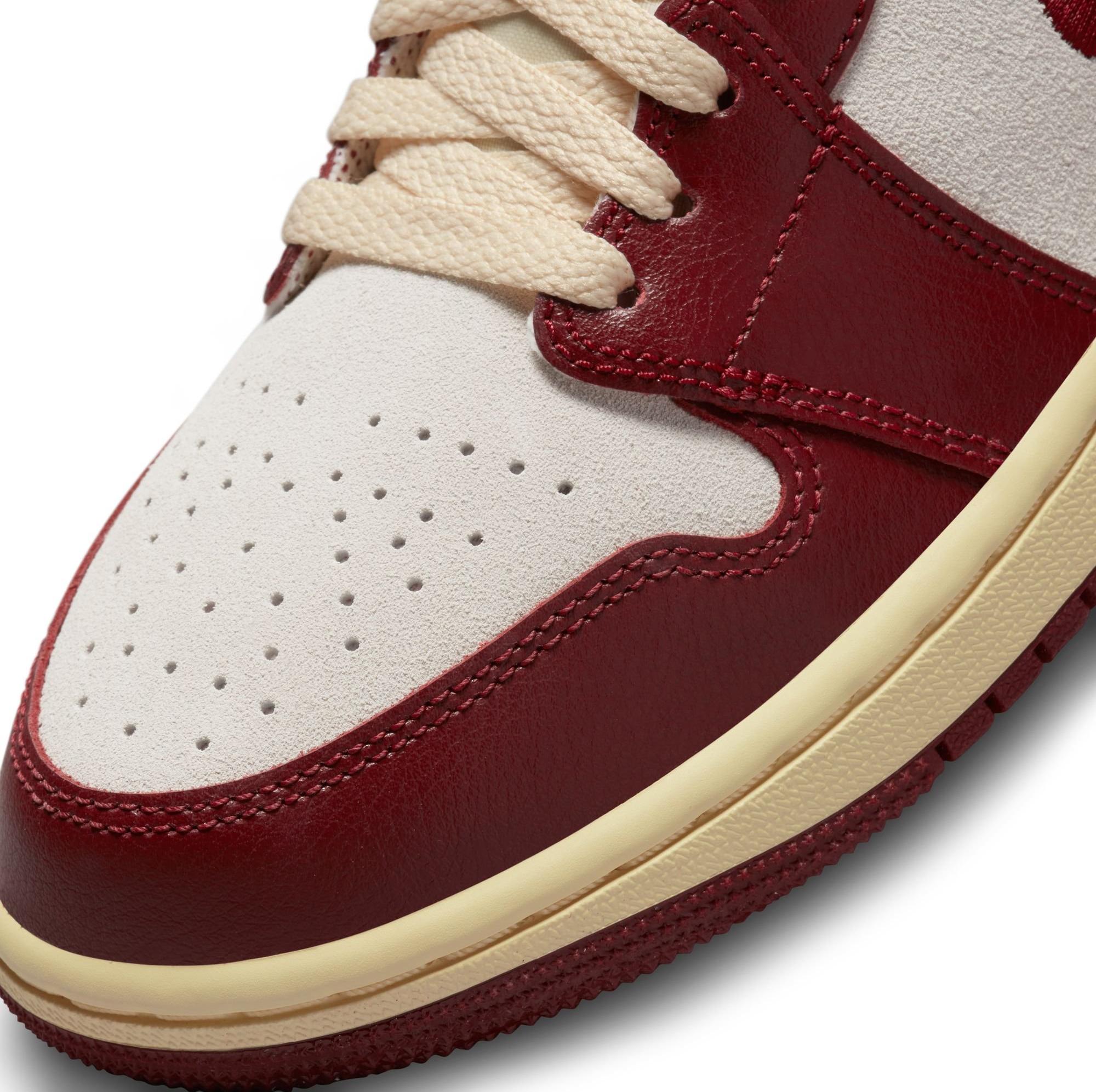  Jordan 1 Mid SE "Tiki Leaf​" Women's Shoe Launching 3/8 toe