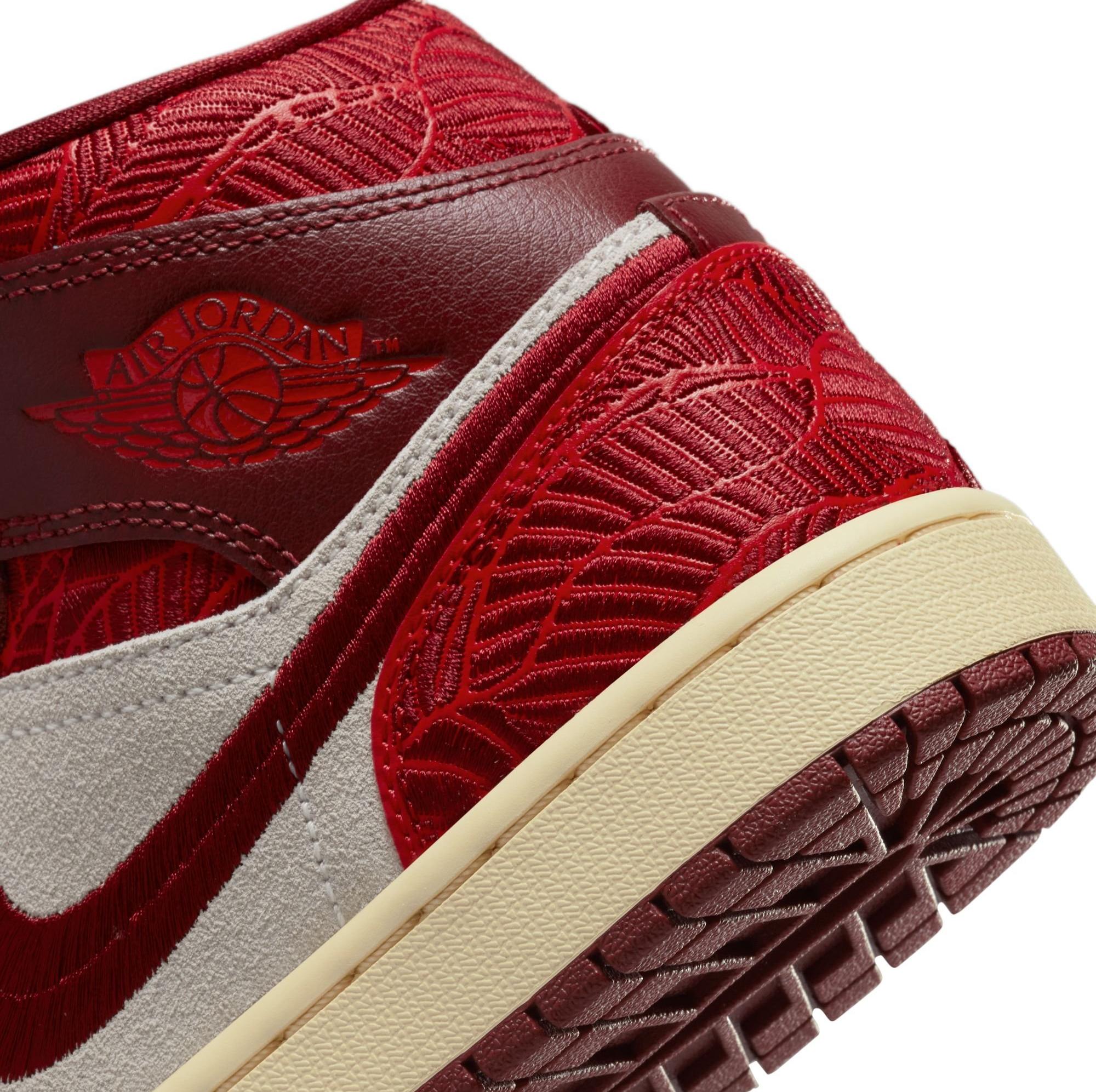  Jordan 1 Mid SE "Tiki Leaf​" Women's Shoe Launching 3/8 heel