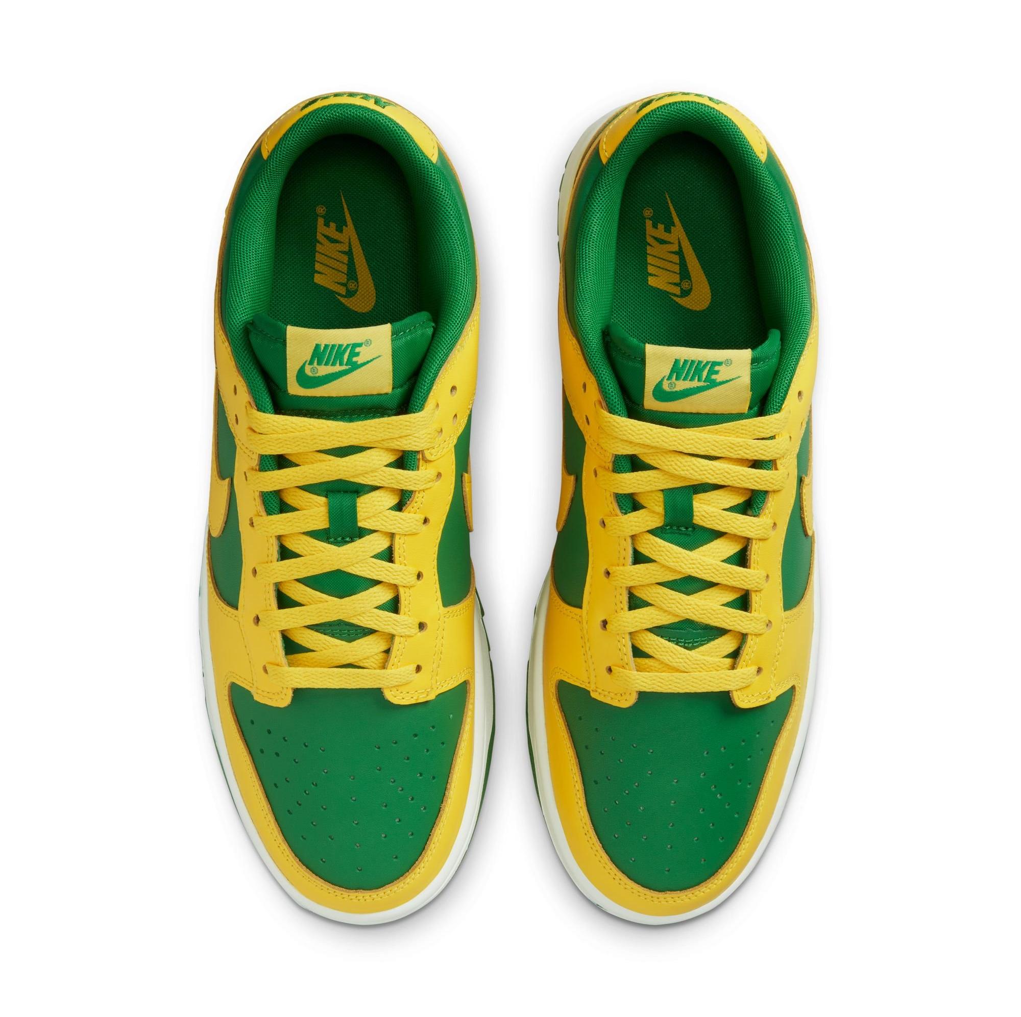 Nike Dunk Low Retro BTTYS "Oregon" Men's Shoe Launching 2/15 top view