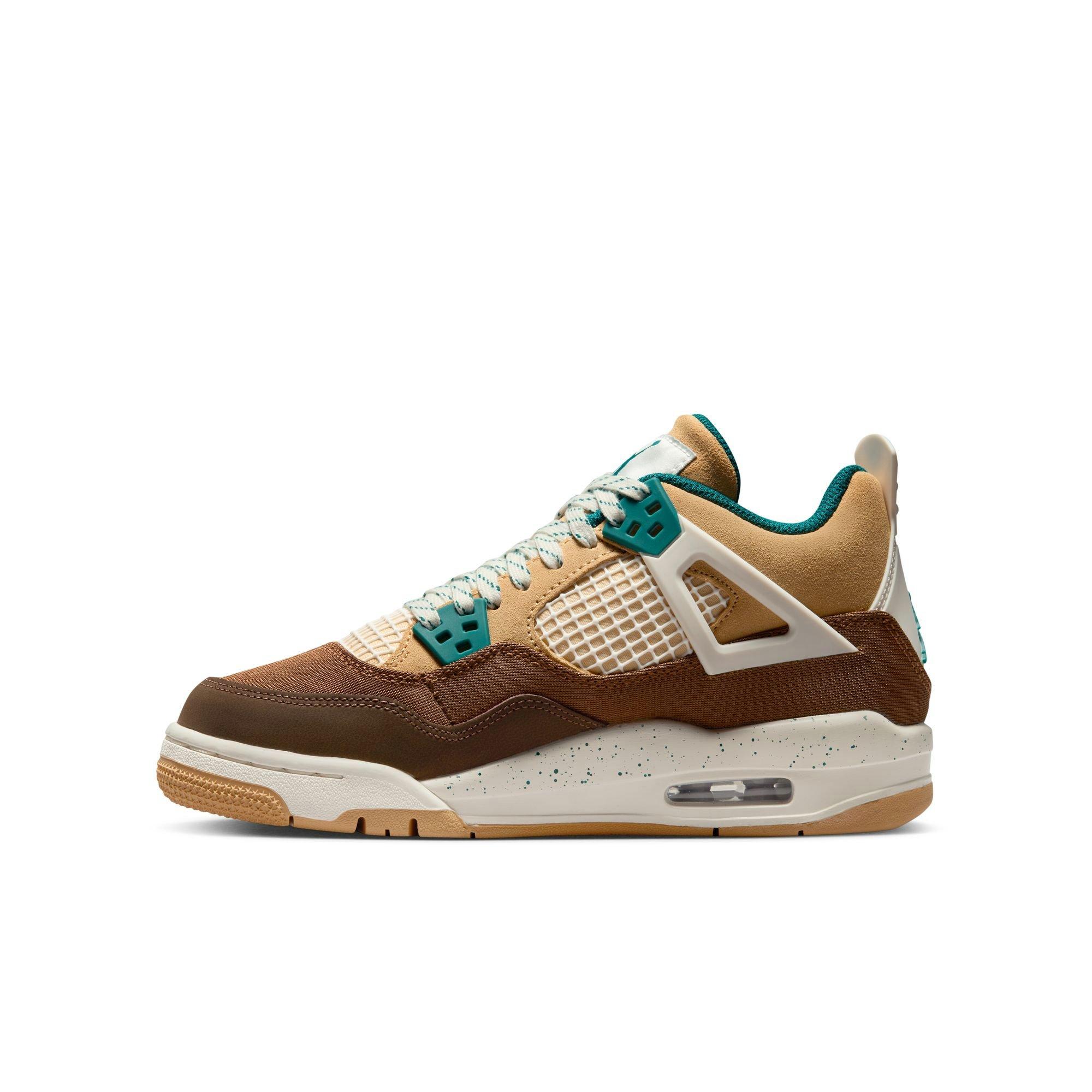 Air Jordan Retro 4 "Cocao Wow" left facing shot