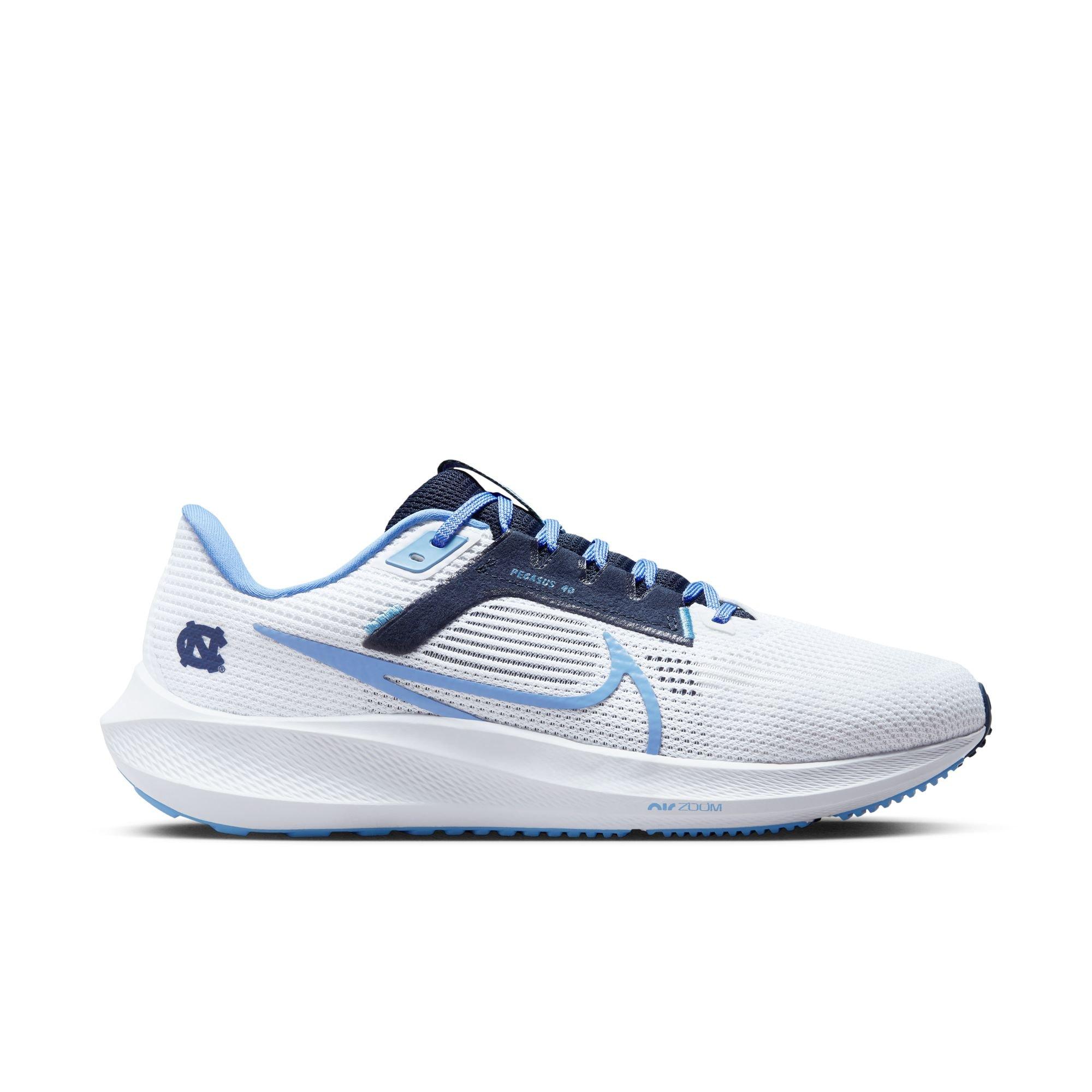 Nike Pegasus 40 UNC