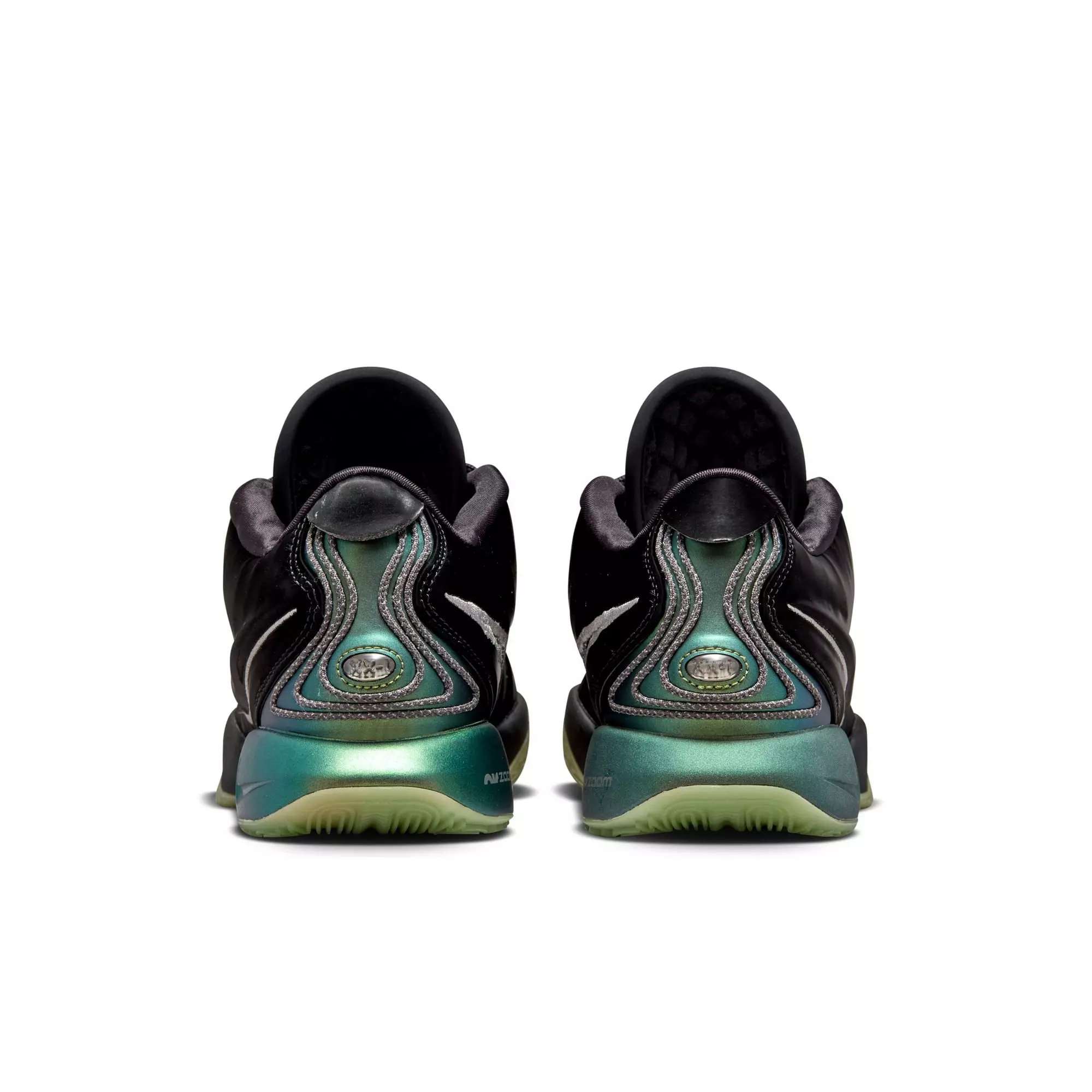 Nike LeBron 21 