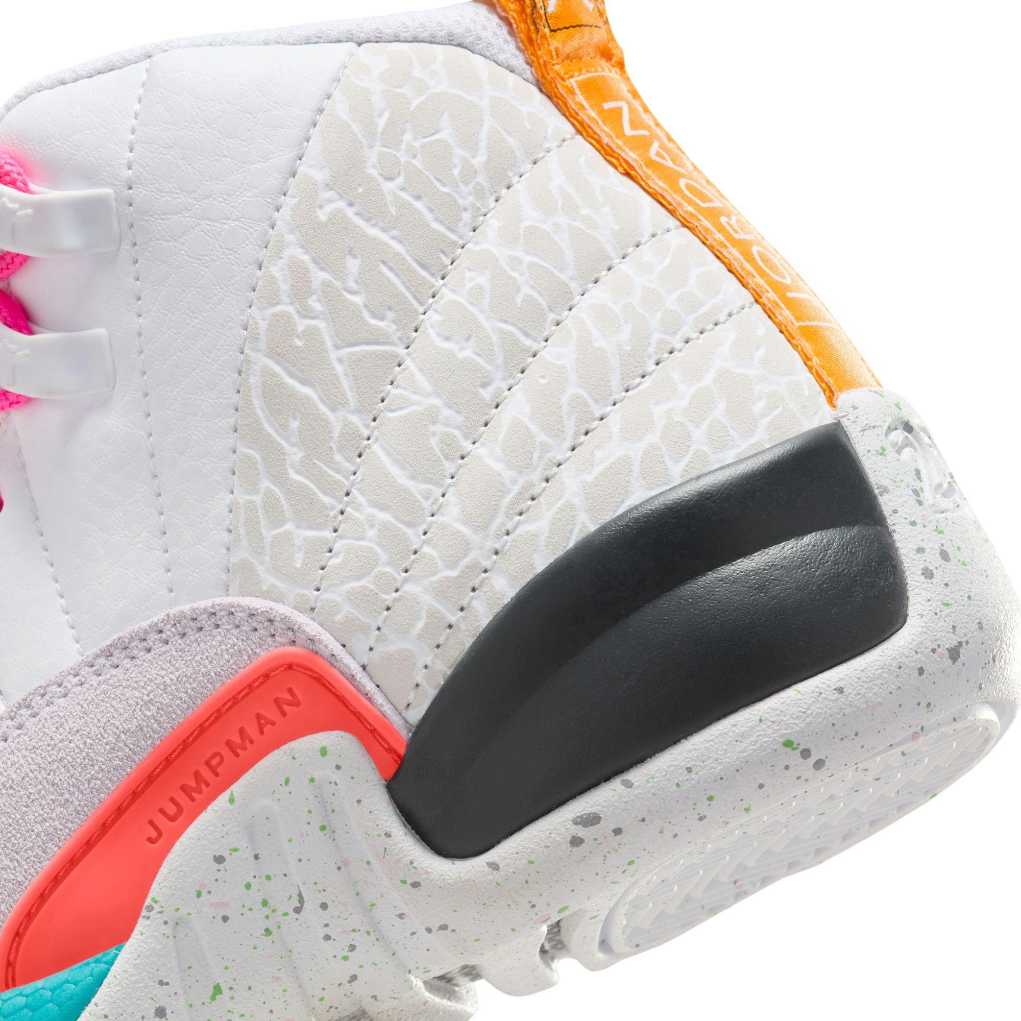 Kids' Air Jordan 12 Retro "Heirloom" Heel Details