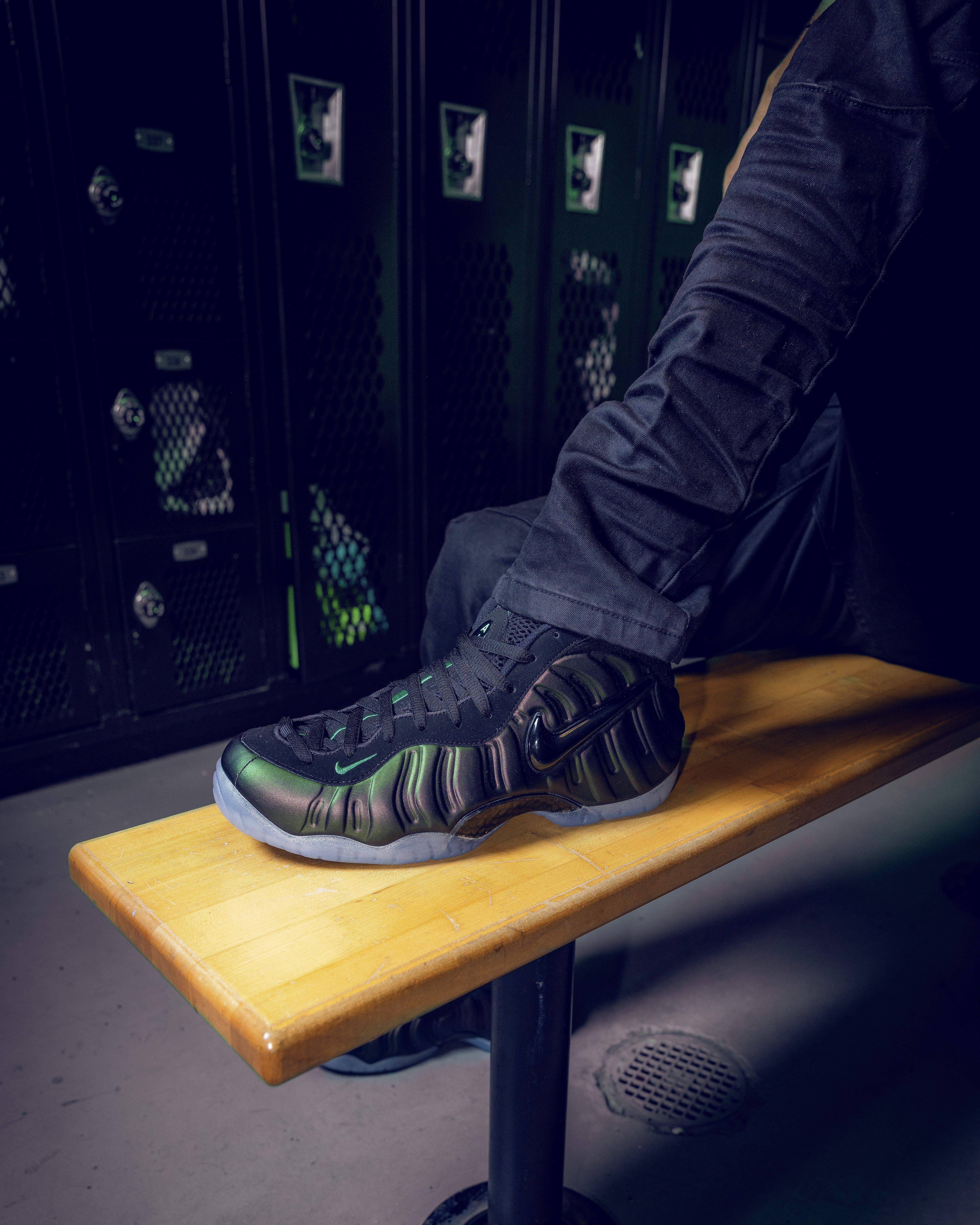 Nike Air Foamposite Pro "Pine Green" Men's Shoe side of shoe