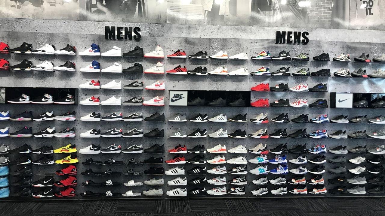 Gifts for outlet sneakerheads