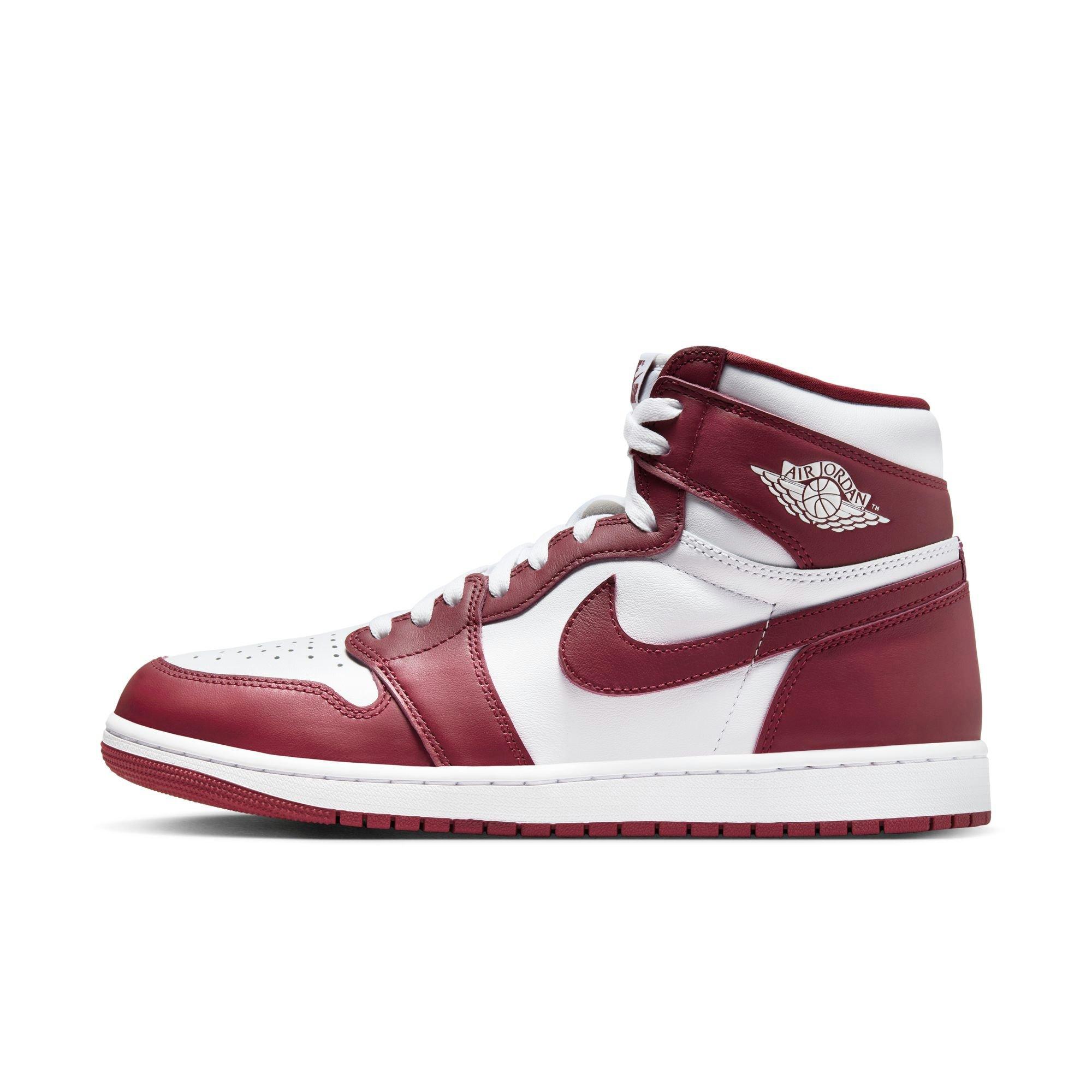 Air Jordan 1 Retro High OG "Artisanal Red" Left Shoe Side Profile