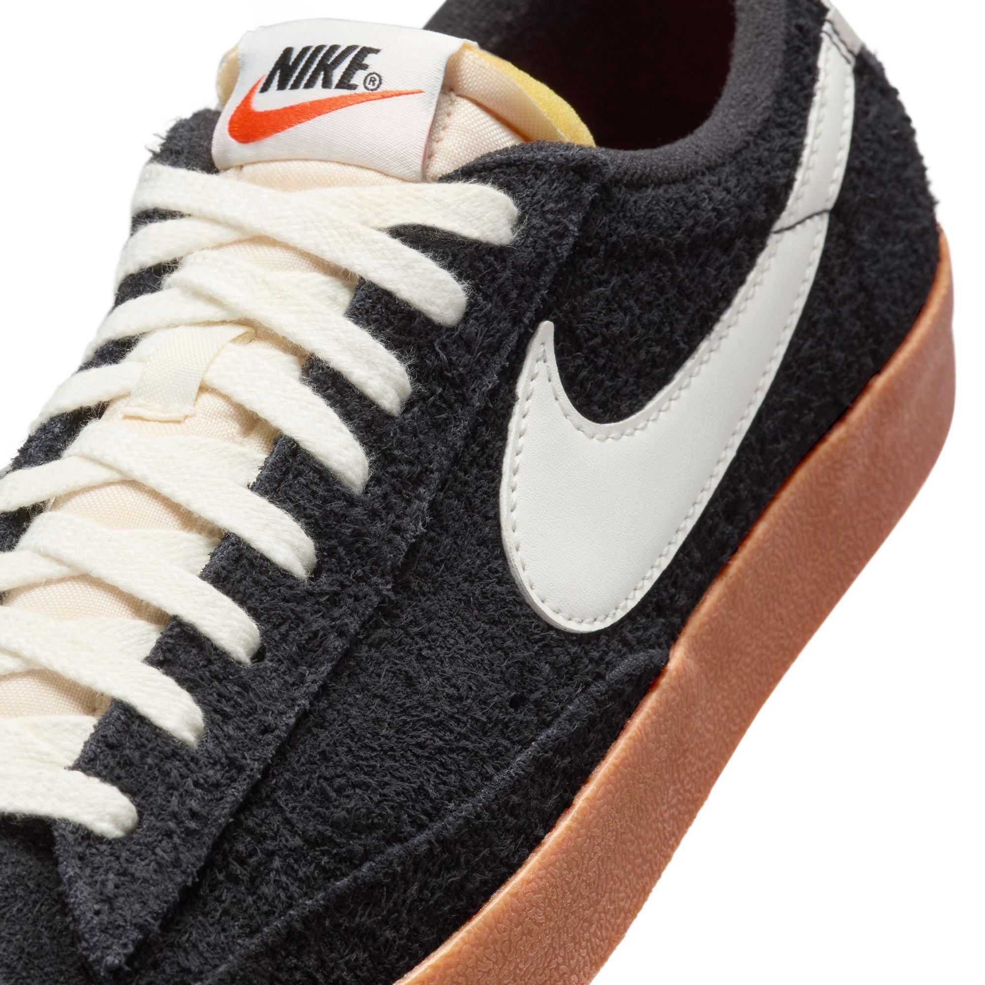 Women's Nike Blazer Low Vintage "Black" Laces Tongue and Upper