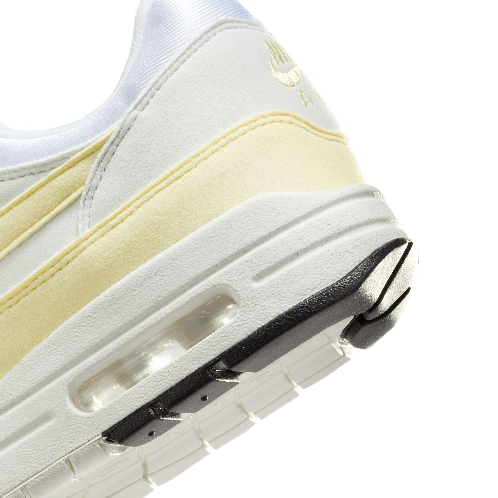 Women's Nike Air Max 1 "Alabaster" Heel Details