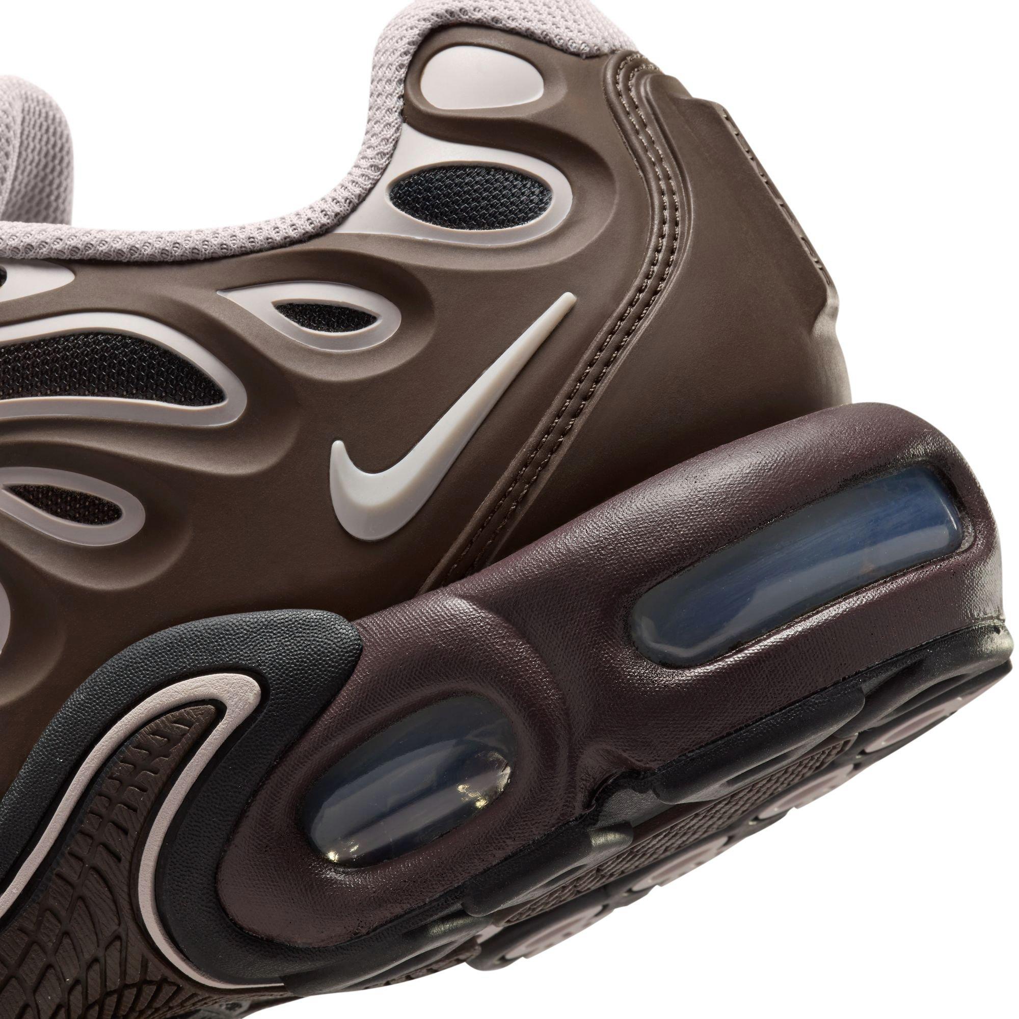 Nike Air Max Drift Plus “Baroque Brown” Heel Details