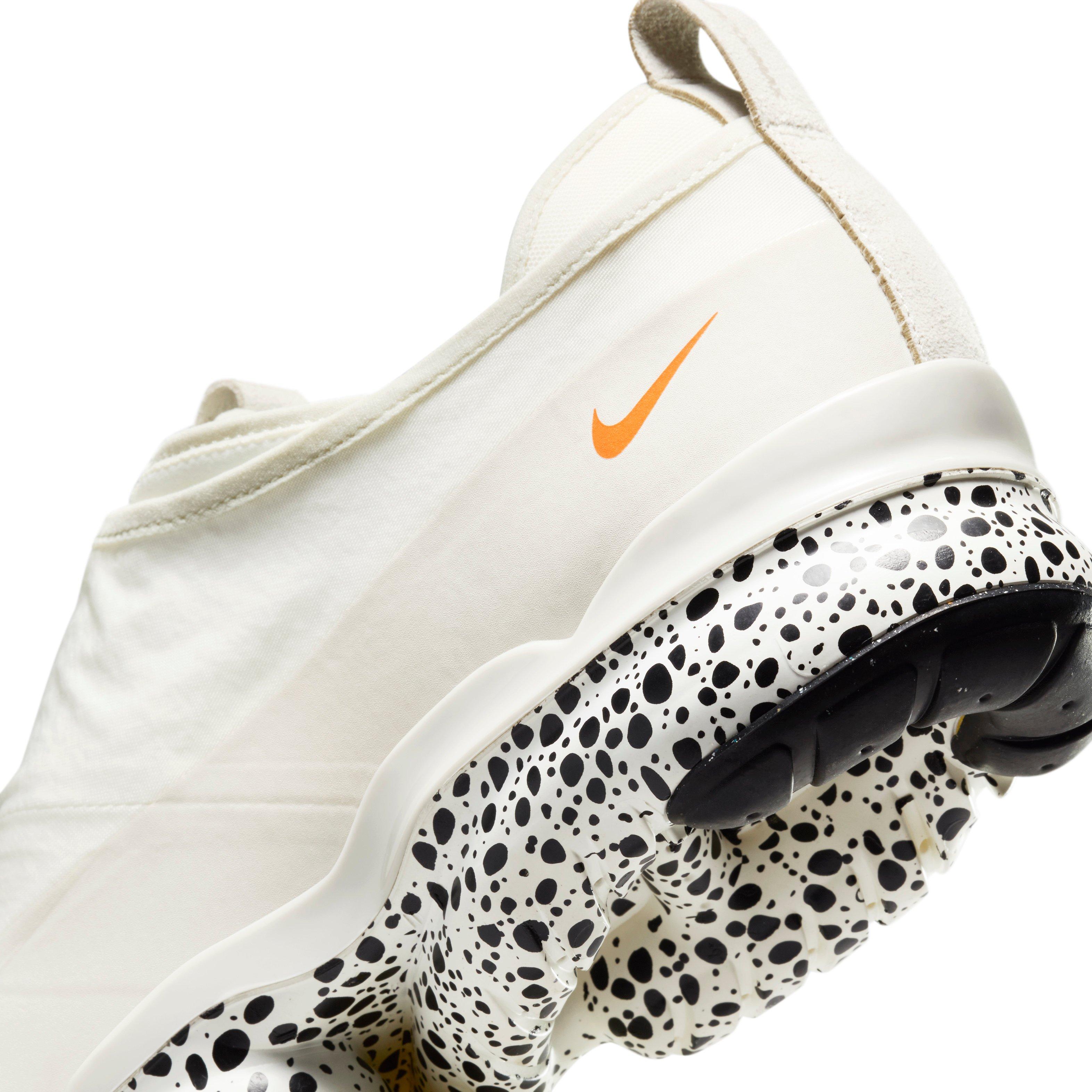 Nike Air VaporMax Moc Roam "Electric" Heel Details