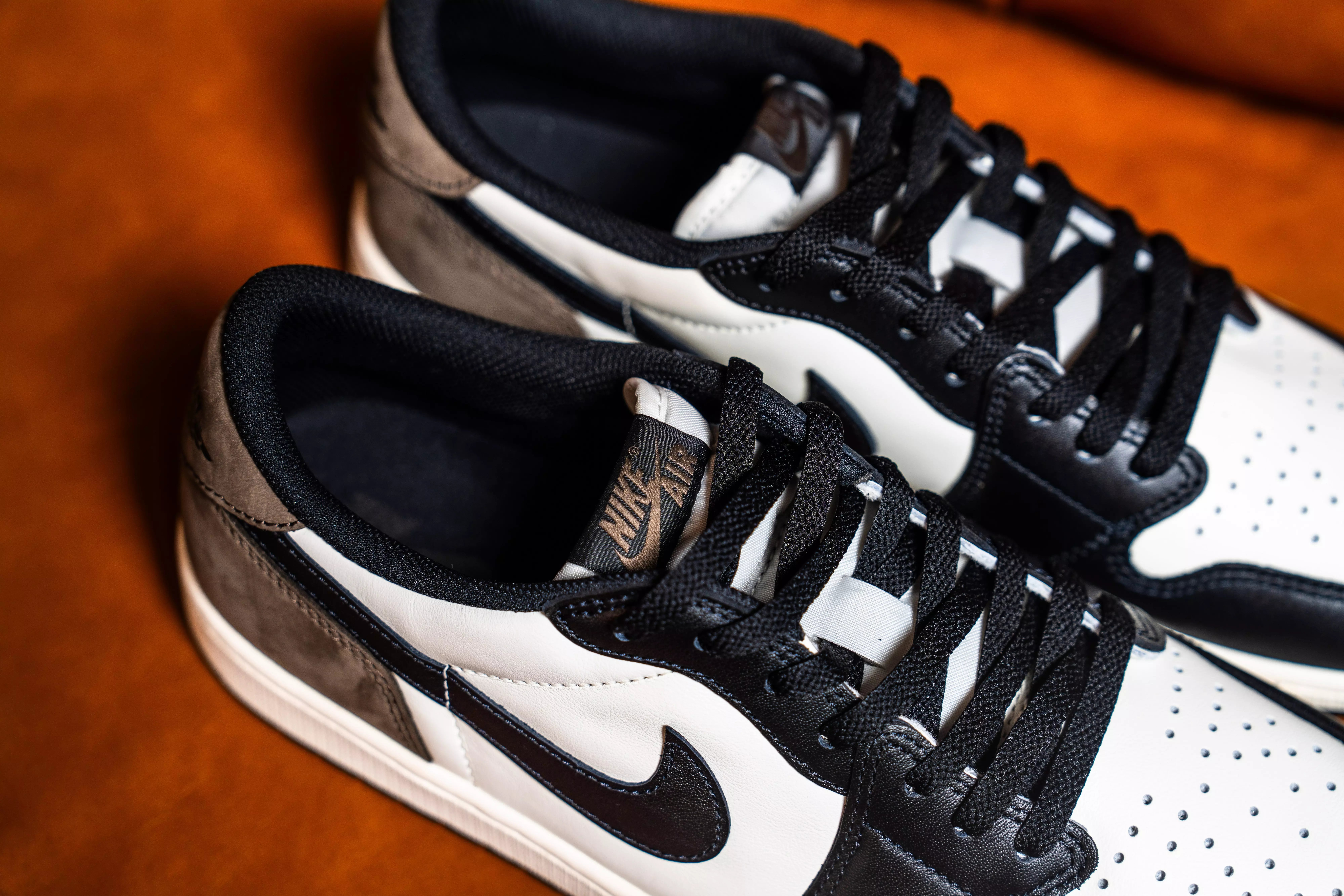 Air Jordan 1 Low OG “Mocha” Shoes