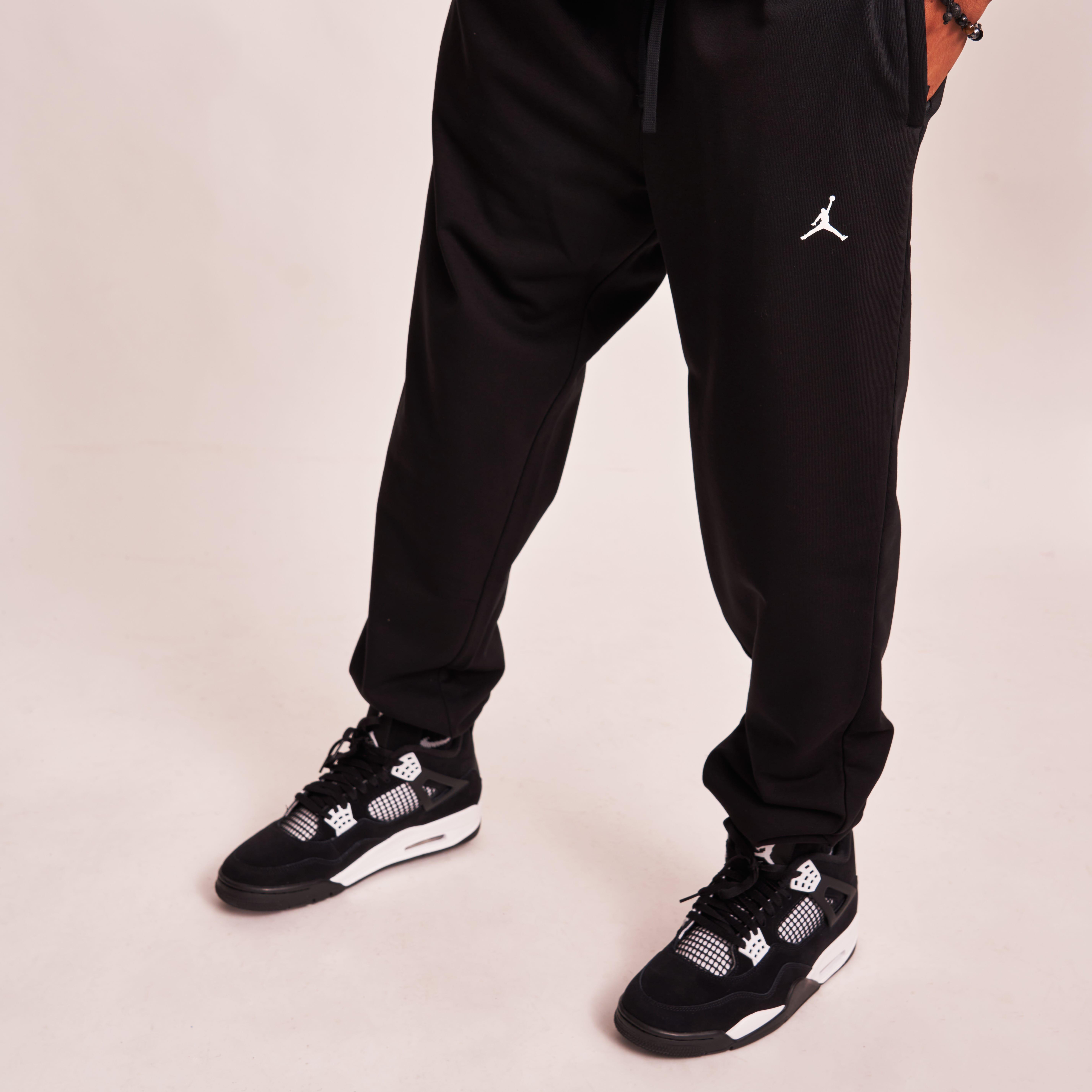 Jordan 4 Retro "White Thunder" Shoe