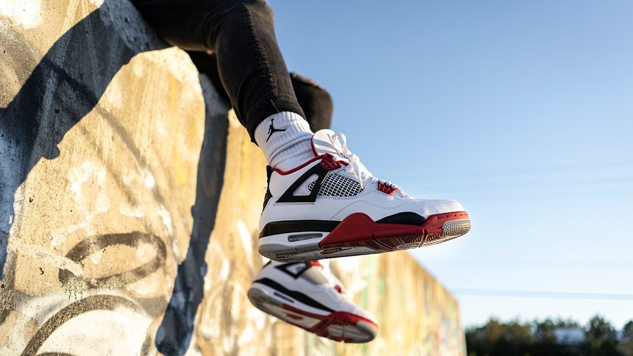 Obligatorio El propietario reinado Sneakers Release &#8211; Air Jordan 4 Retro &#8220;Fire Red&#8221;  Men&#8217;s and Kids&#8217; Shoe