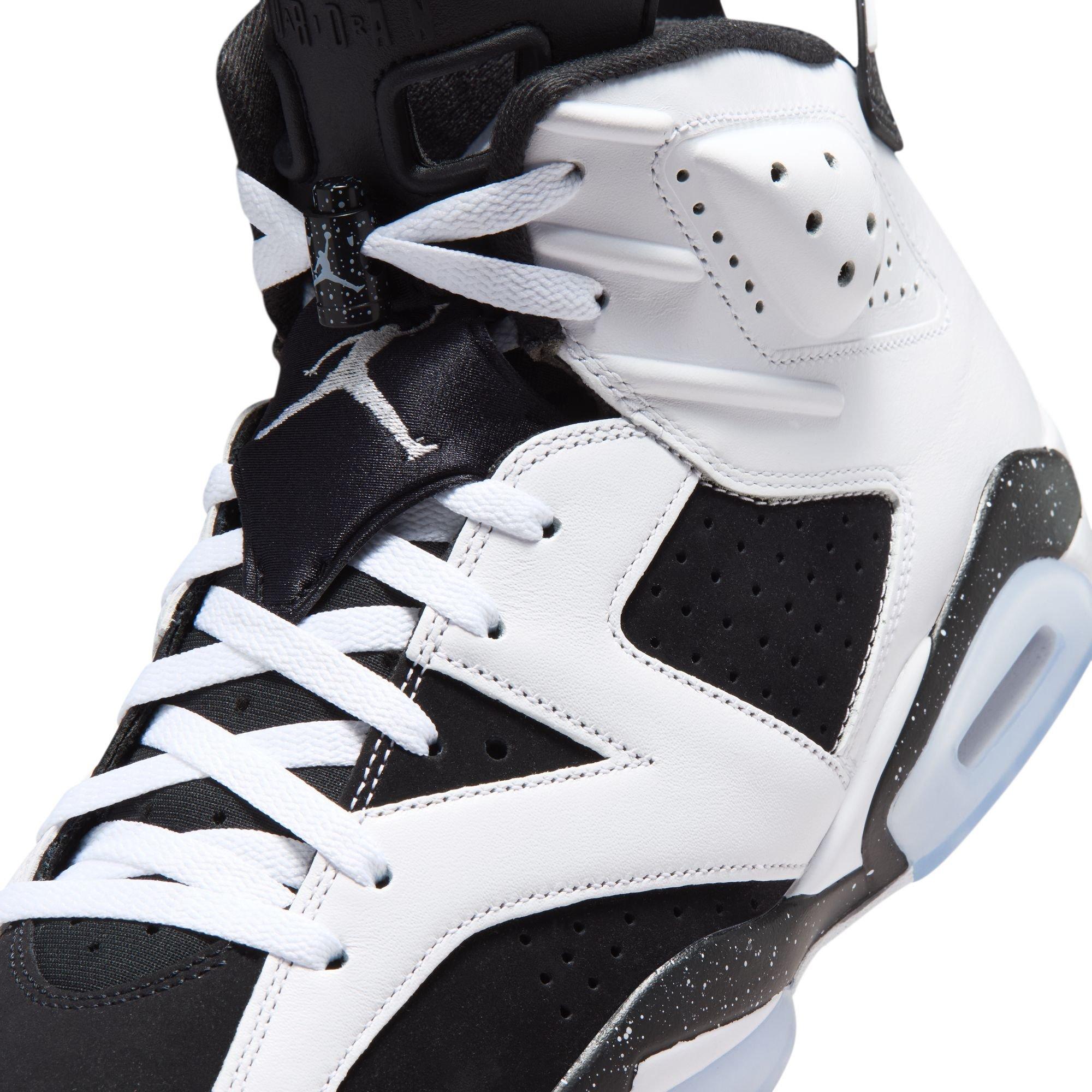 Jordan 6 Retro "Oreo" Lacing detail