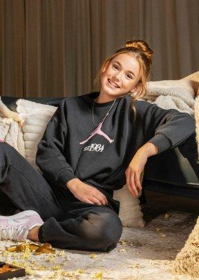 Select Clearance Styles<br>
Up to 40% Off 