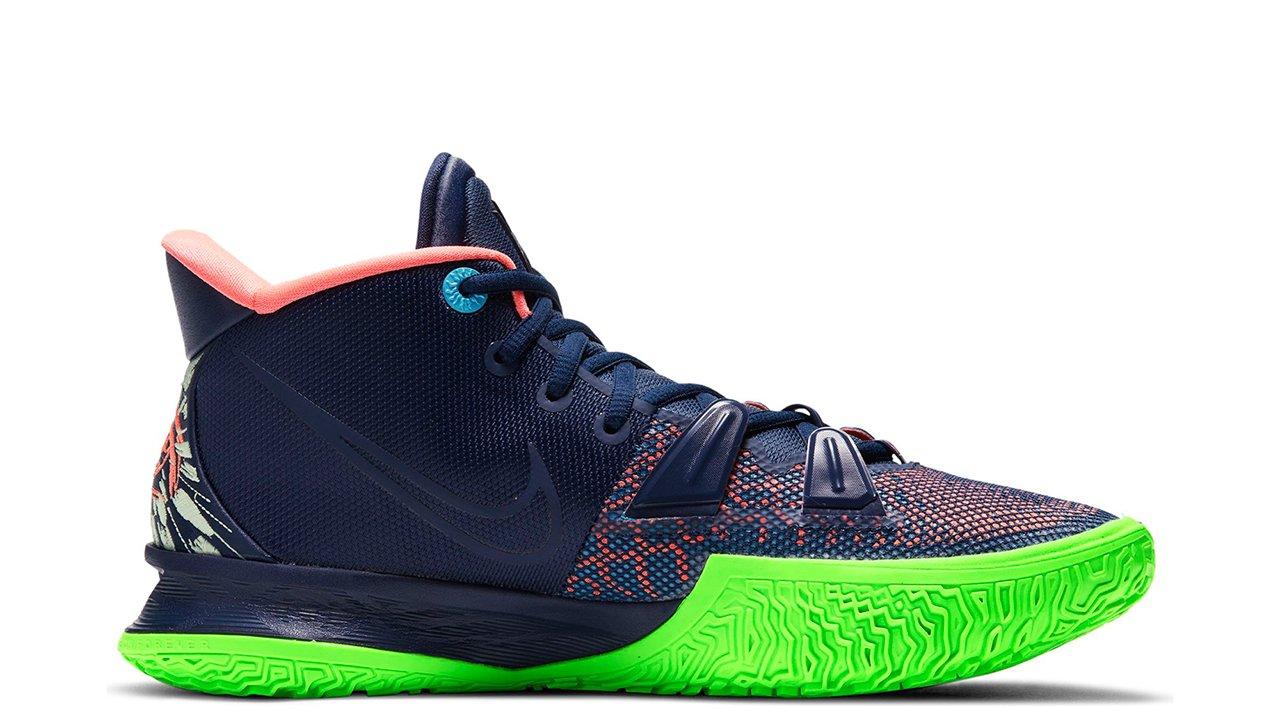 Nike Kyrie 7 Basketball Shoes in Green for Men