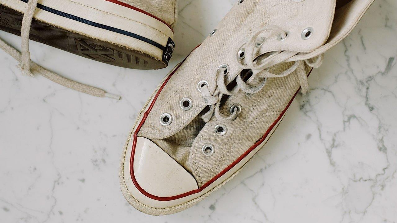 How to wash hot sale white laces