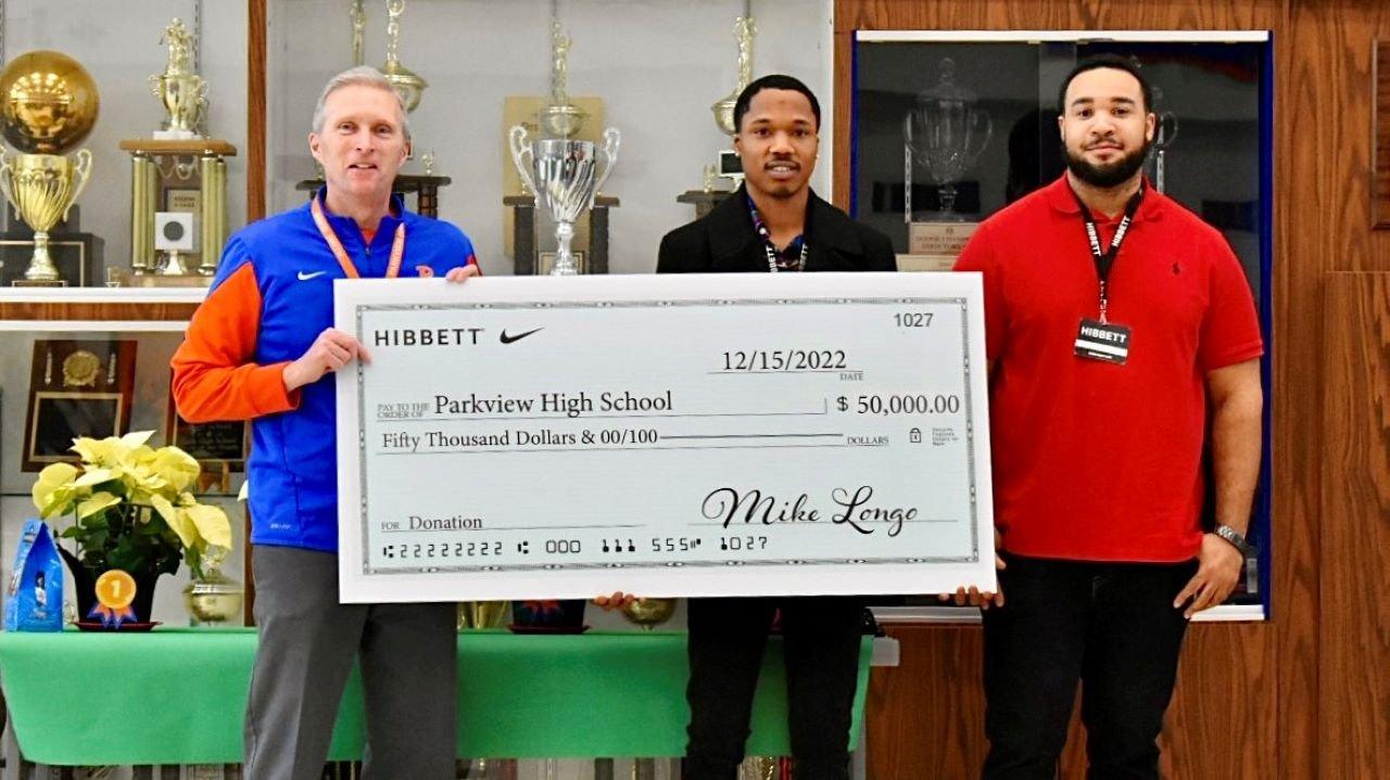 Hibbett Nike Donate $50,000 to High School