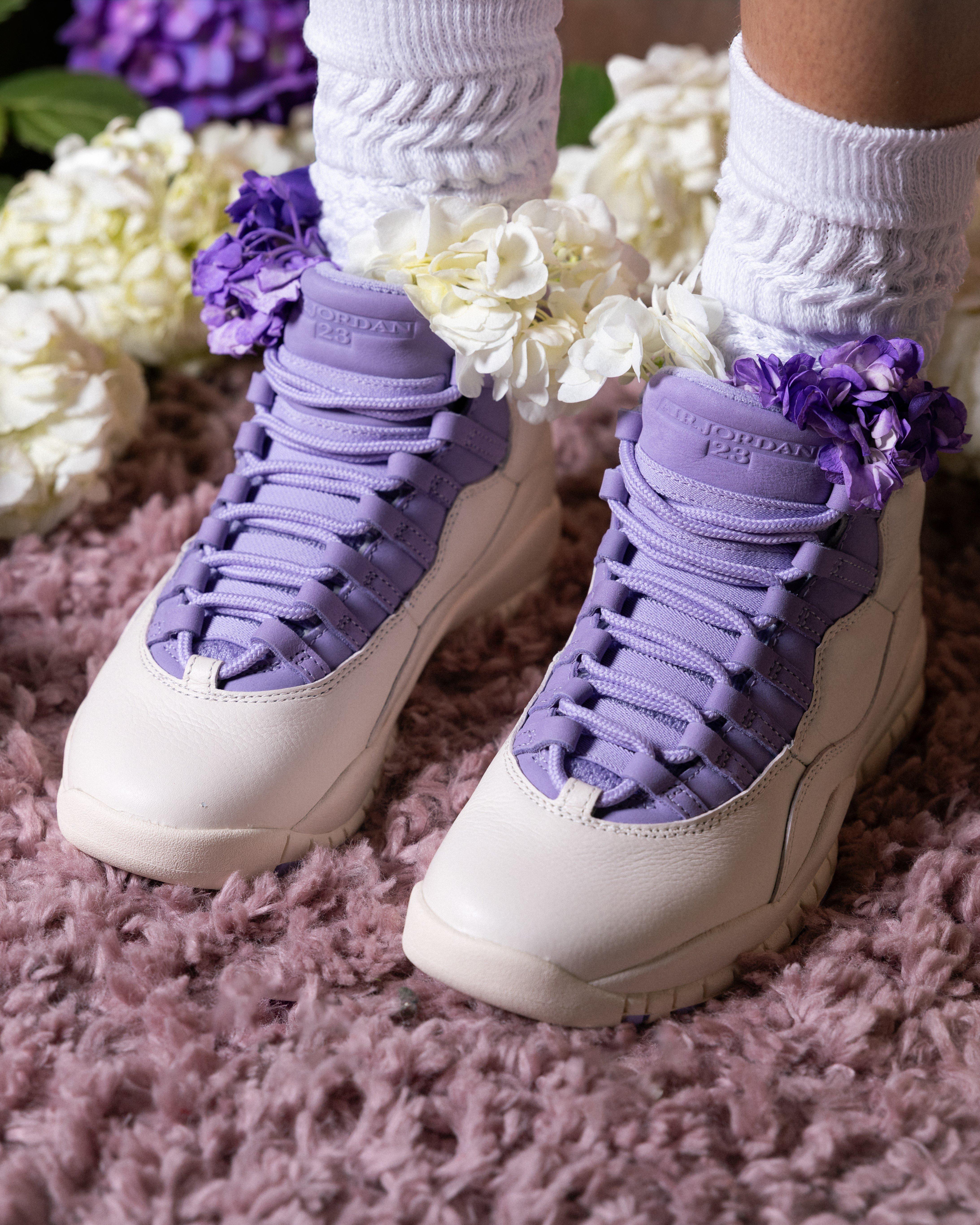 Jordan 10 "Hydrangeas" lace detail