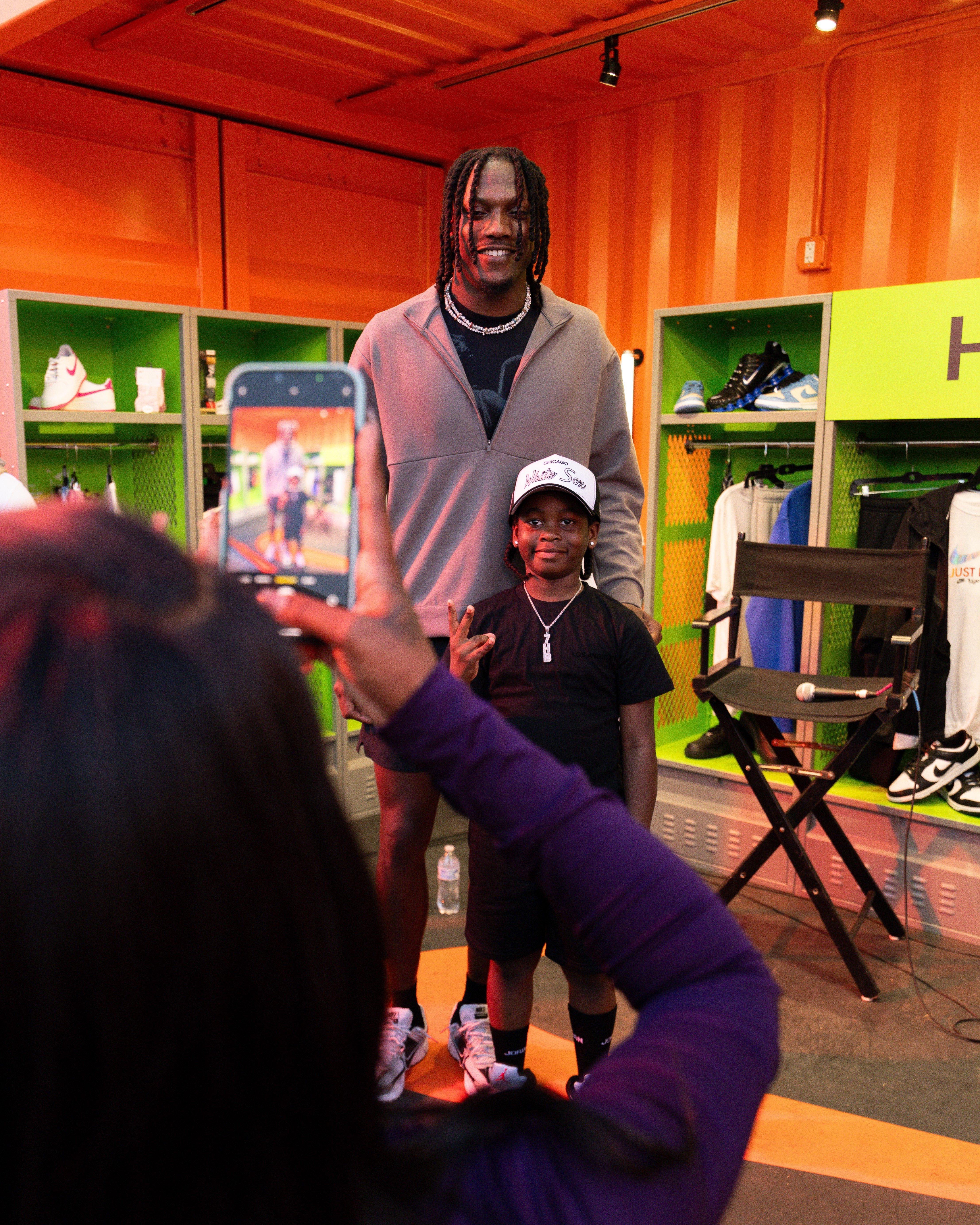 Riq-Woolen-at-Hibbett-village