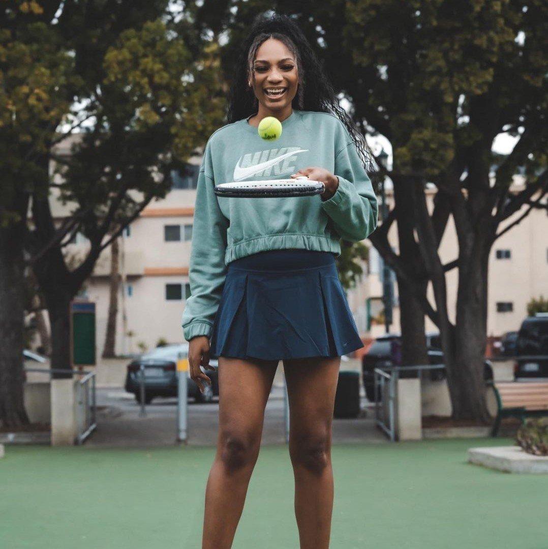 Ari Chambers playing tennis in Support Her Sole episode