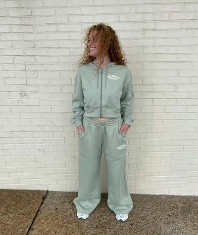 Jason Markk Quick Clean Kit and Air Force 1s