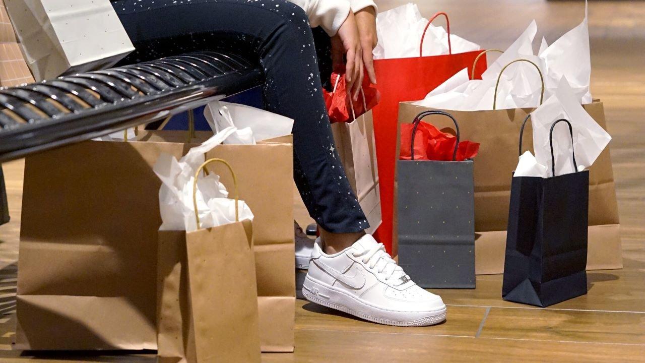 Last-Minute Holiday Gifts and Stocking Stuffers at Hibbett | City Gear