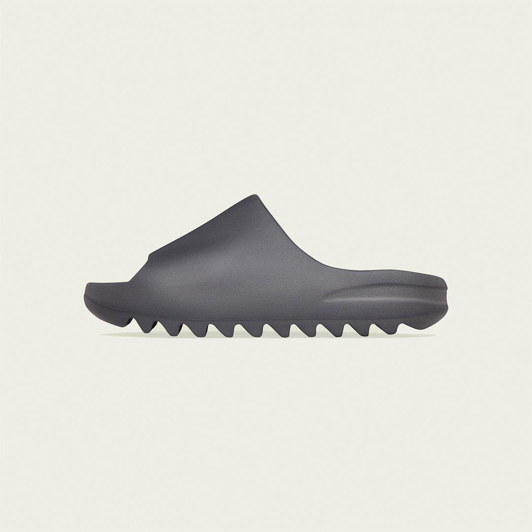 Yeezy slides online coconut